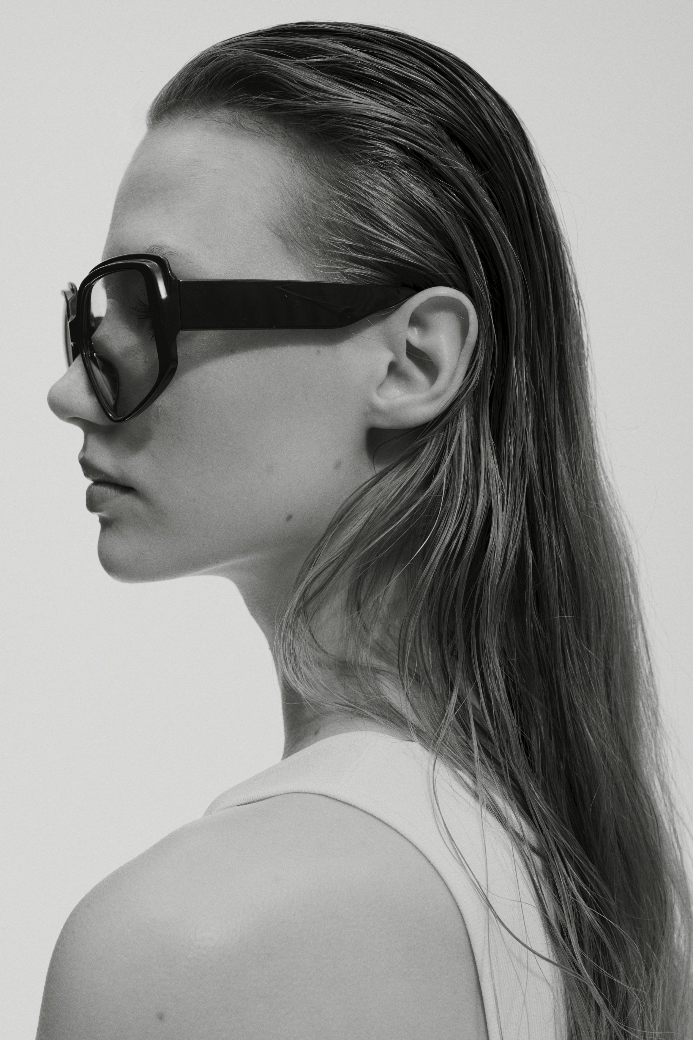 Četvrtaste naočare za sunce - Tamnosmeđa