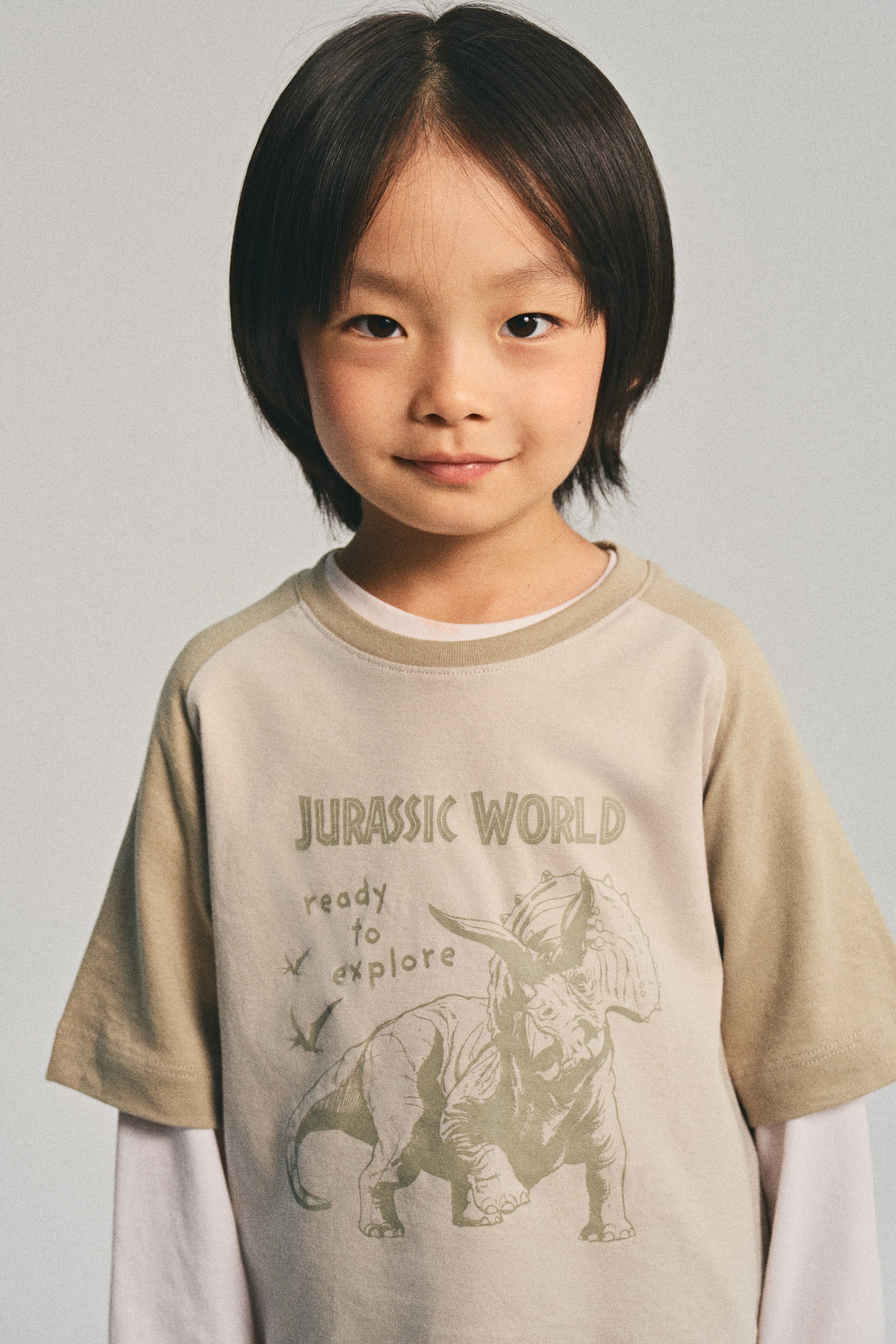 View larger image: Print-motif cotton T-shirt - Beige/Jurassic World - Kids | H&M SG 1