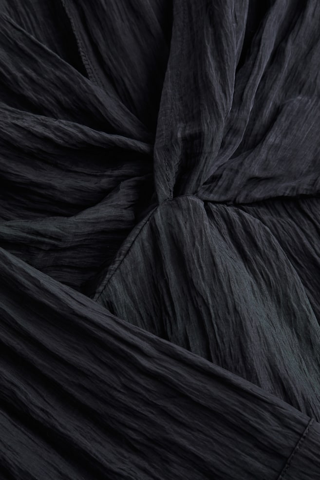 Robe en tissu texturé avec détail noué - Noir/Vert pistache clair/Noir/motif/Rose - 2