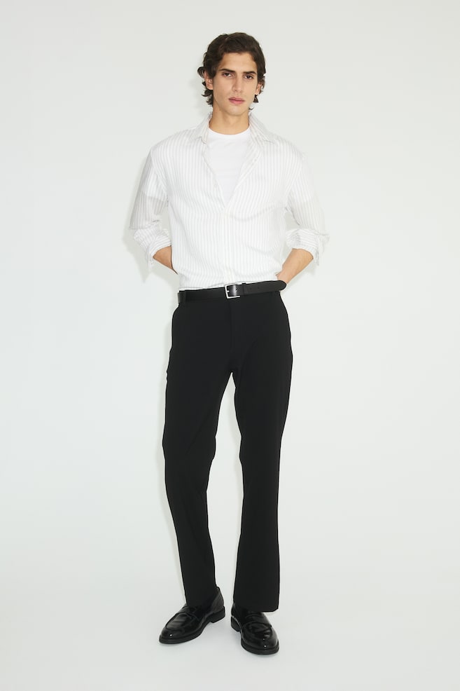Chino mit Four-way-Stretch - Schwarz/Marineblau/Dunkelgrau - 1
