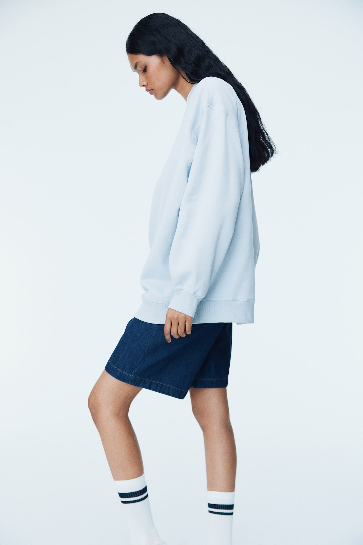 Oversized Sweatshirt - image 4