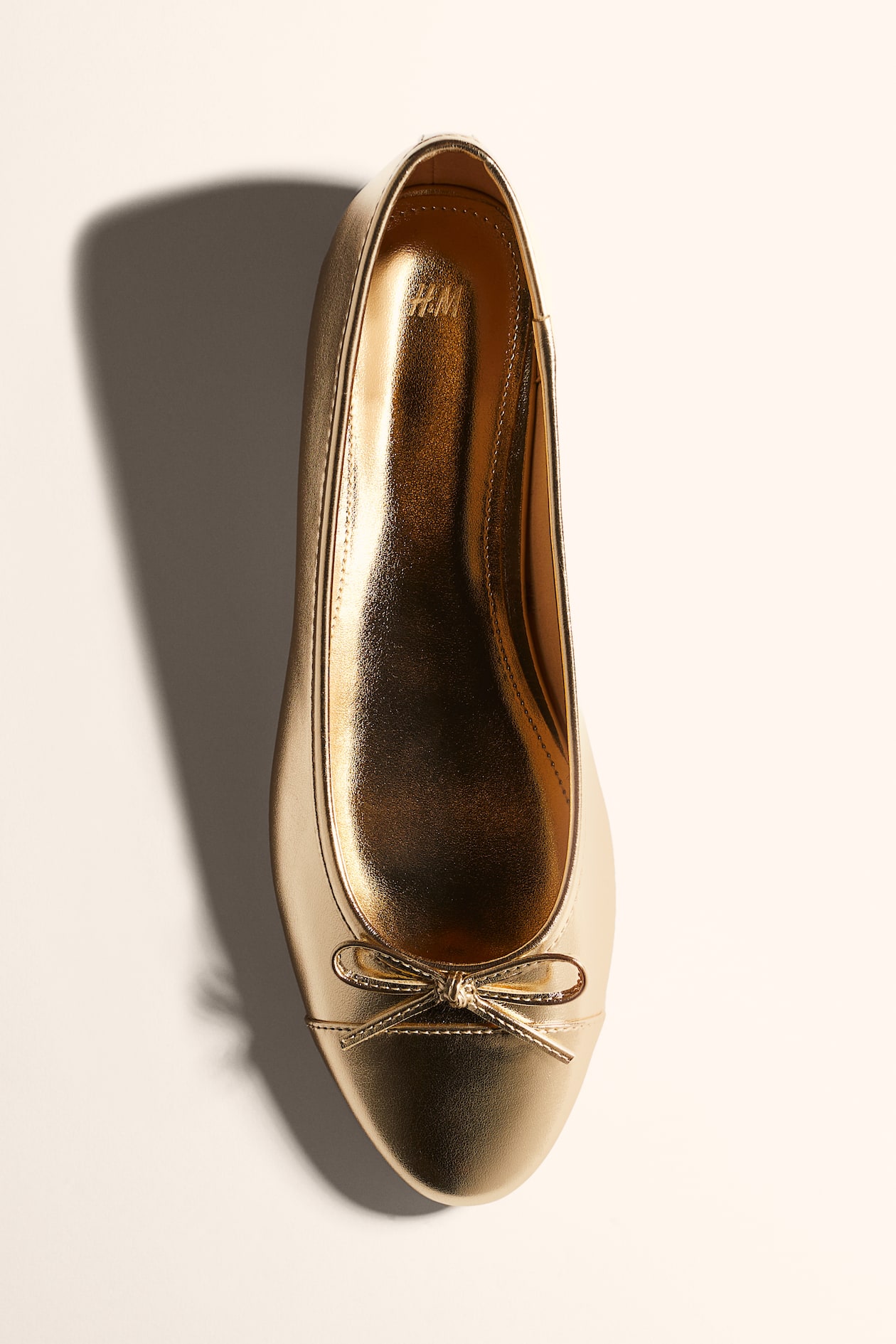 Ballet pumps Gold-coloured Ladies H&M IN