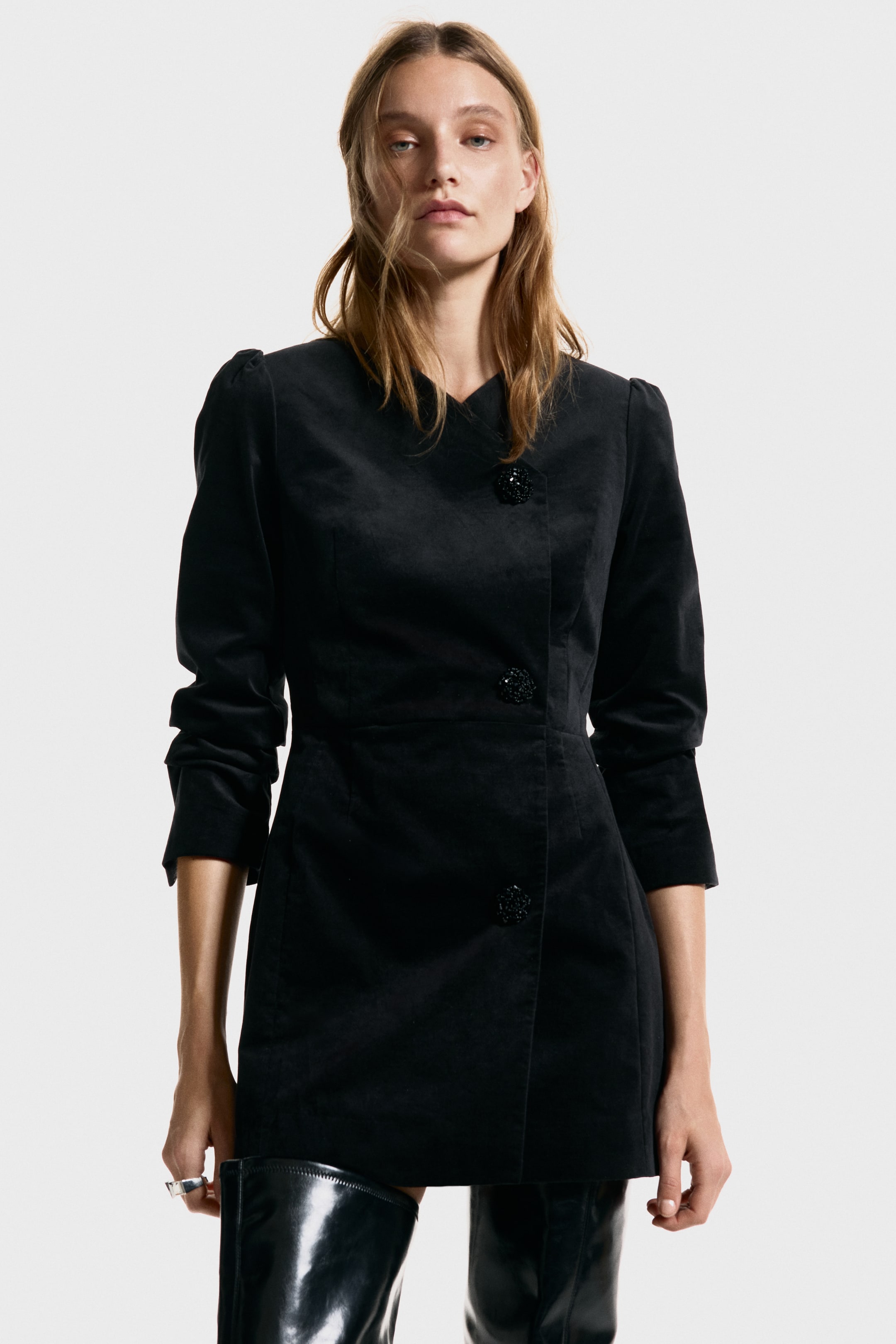 View larger image: Velvet blazer dress - Black - Ladies | H&M PH 2