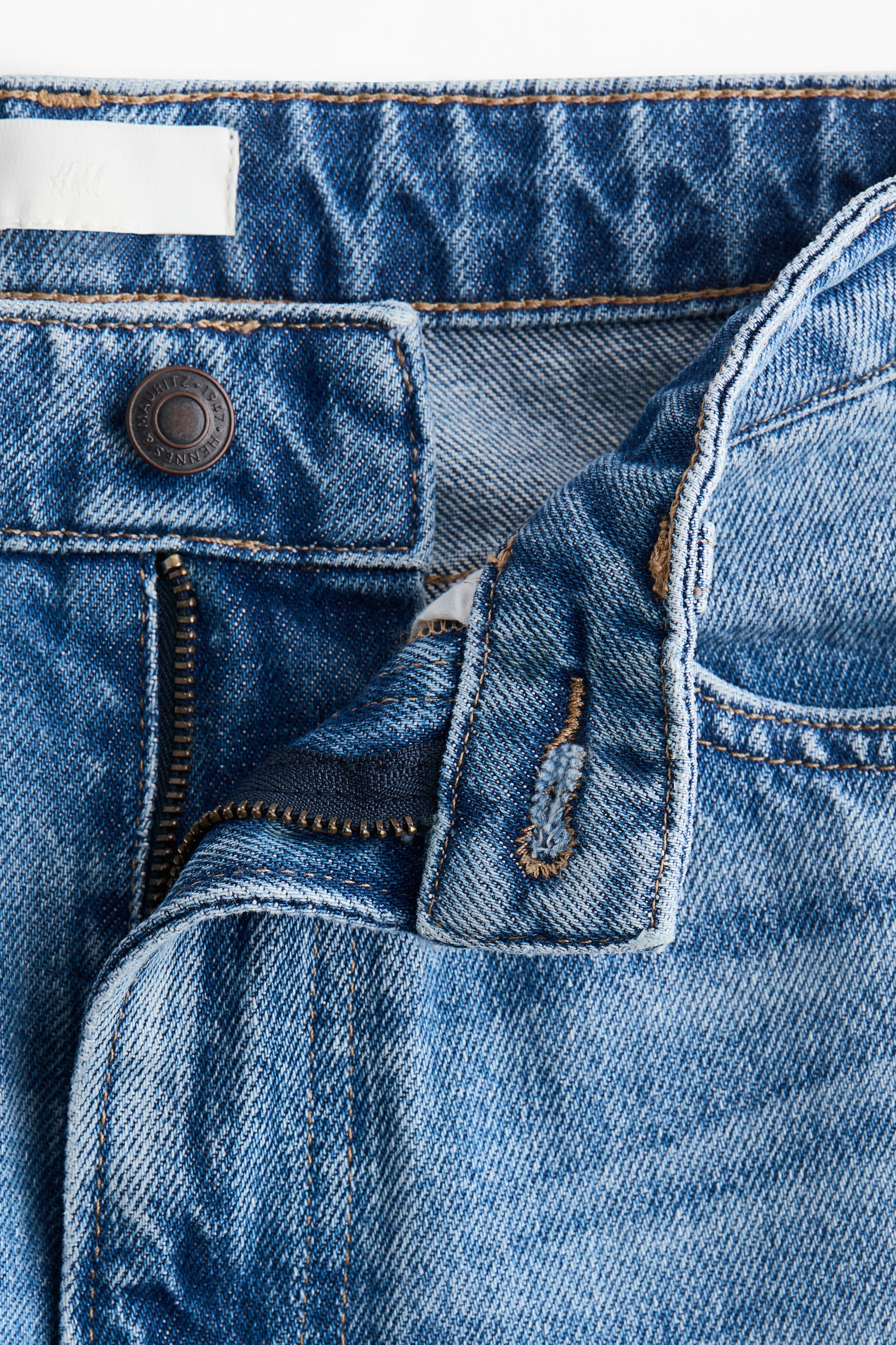 Jean taille haute coupe tonneau