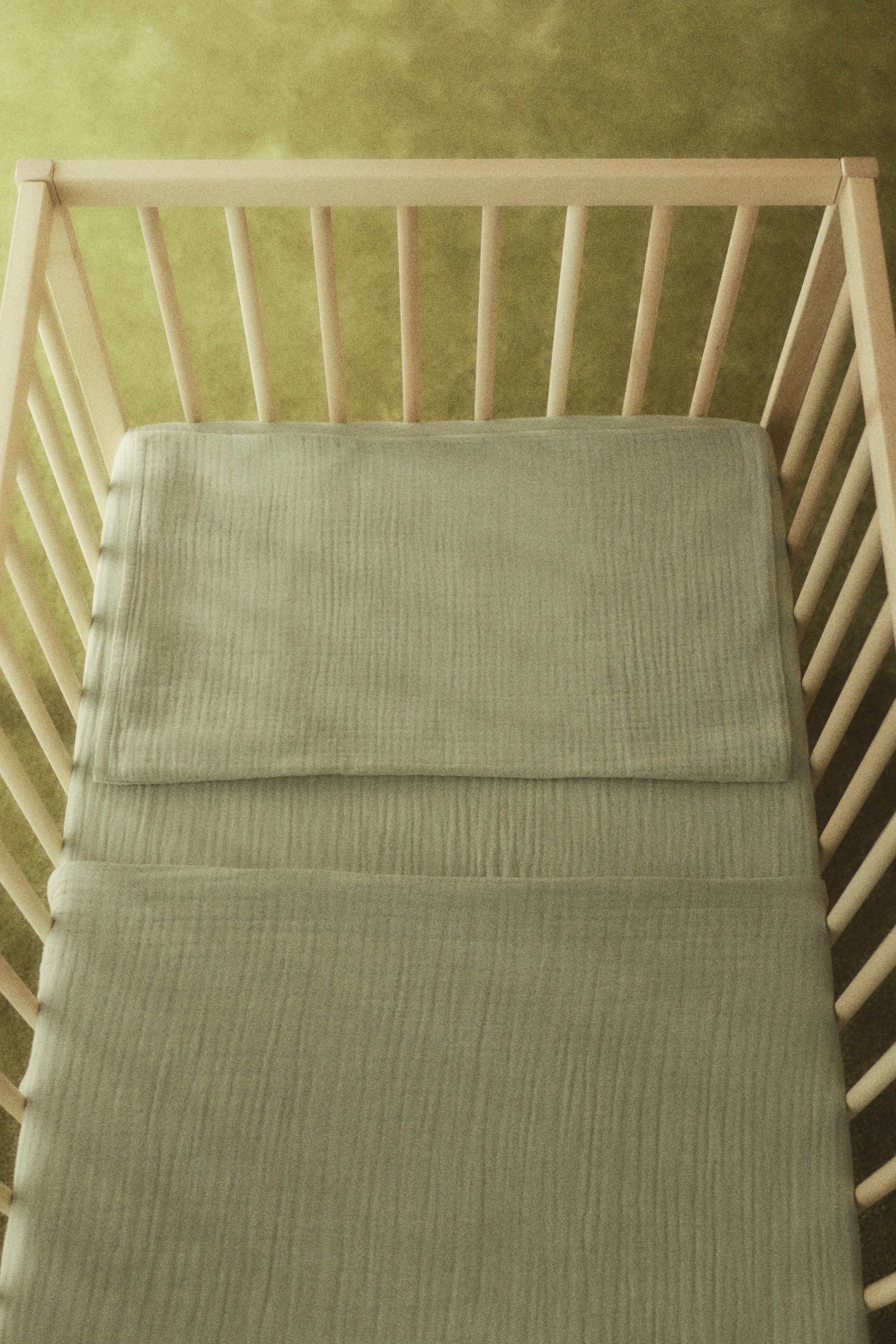 Påslakanset för spjälsäng i muslin - Salviagrön/Ljusbeige/Ljusblå/Vit/Ljusrosa