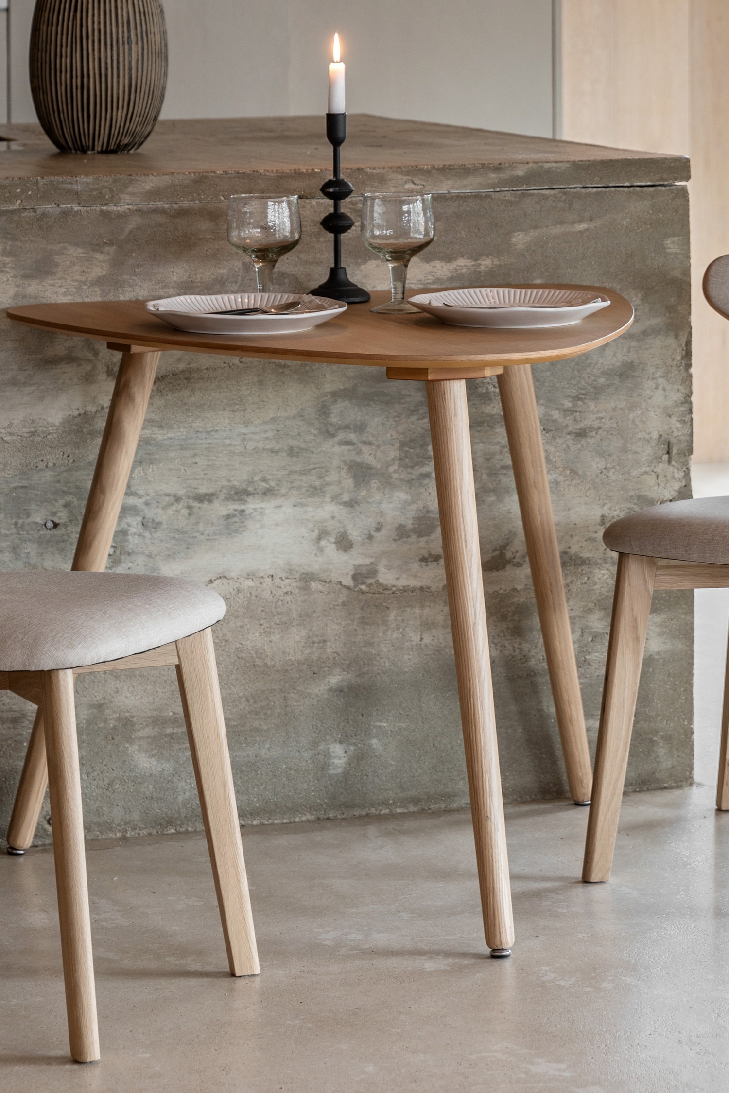 Wood Veneer Dining Table