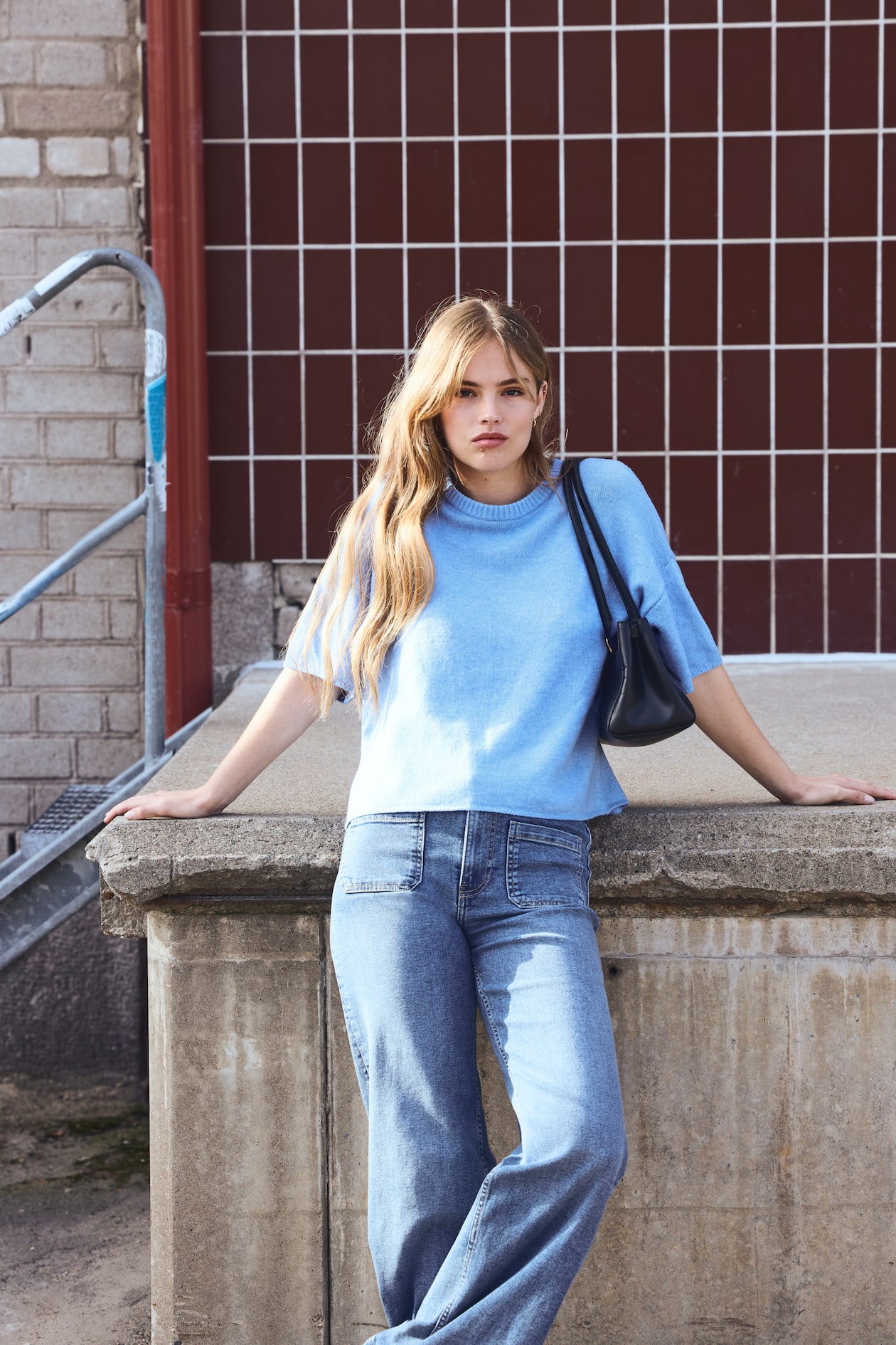 Short-Sleeved Sweater - Light blue - Ladies | H&M US