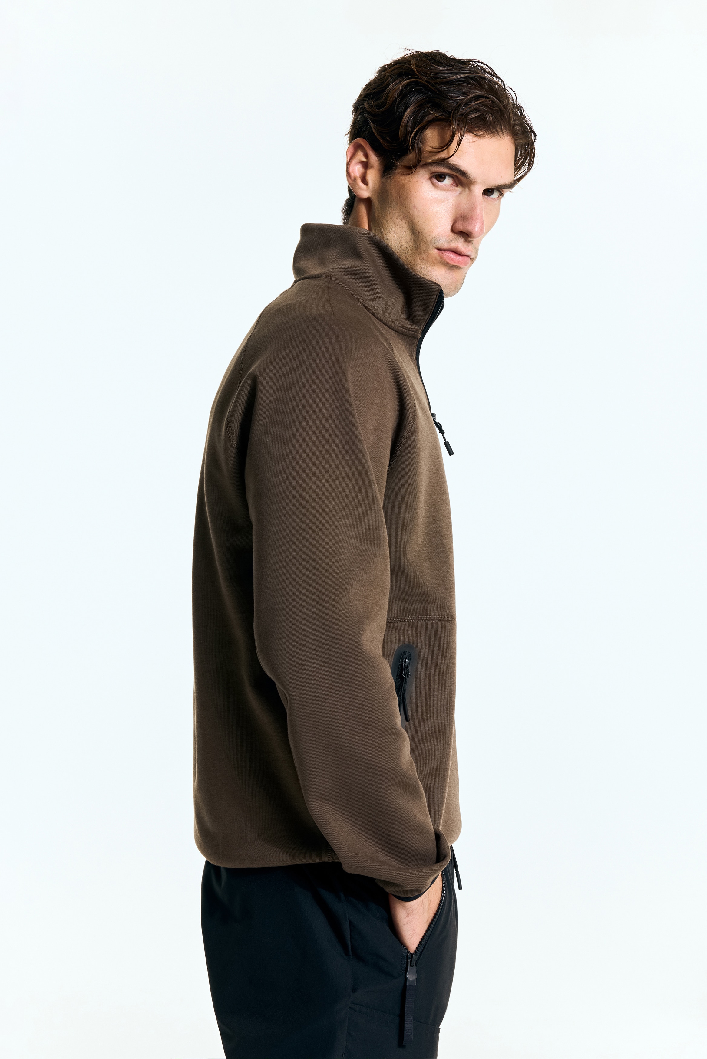 H & M - レギュラーフィット スポーツトップス DryMove™ - ベージュ H & M - レギュラーフィット スポーツトップス DryMove™ - ベージュ