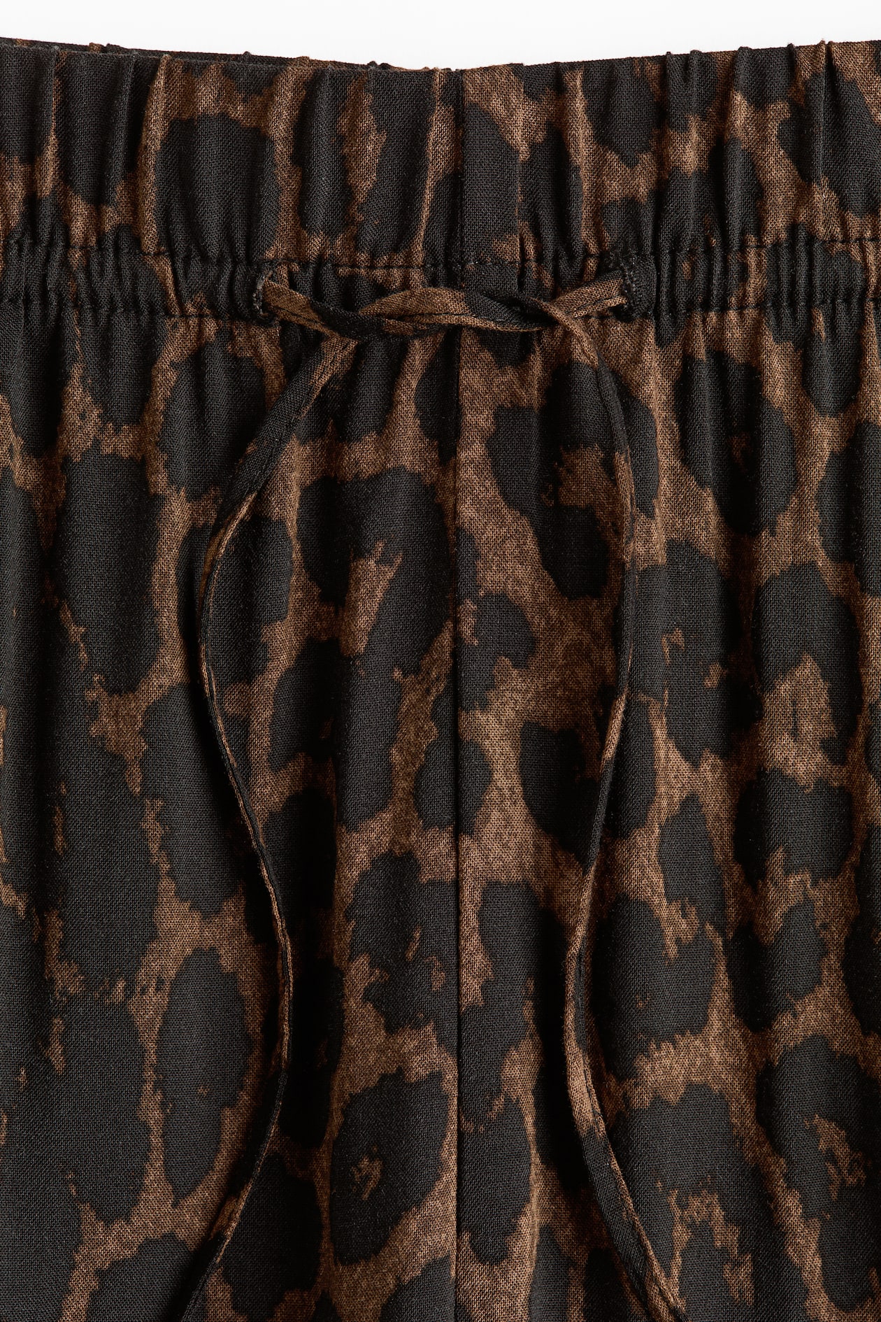 Wide-cut Pull-on Pants - image 2
