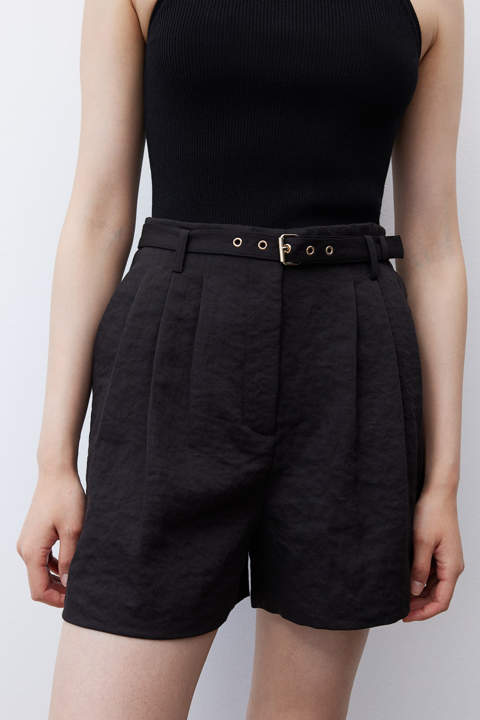 Belted paper bag shorts - Black/Greige - 5