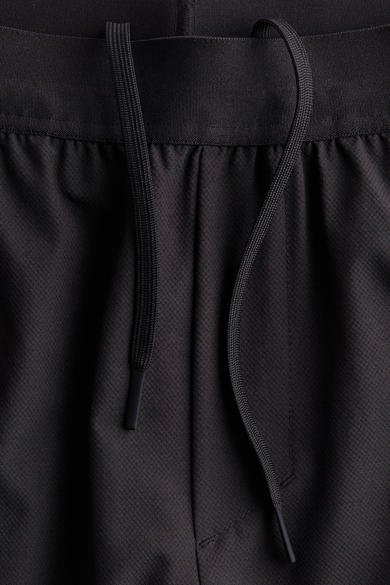 Мужские шорты H&M Move Regular-Fit Tennis with DryMove™, цвет: Чёрный — фото 8