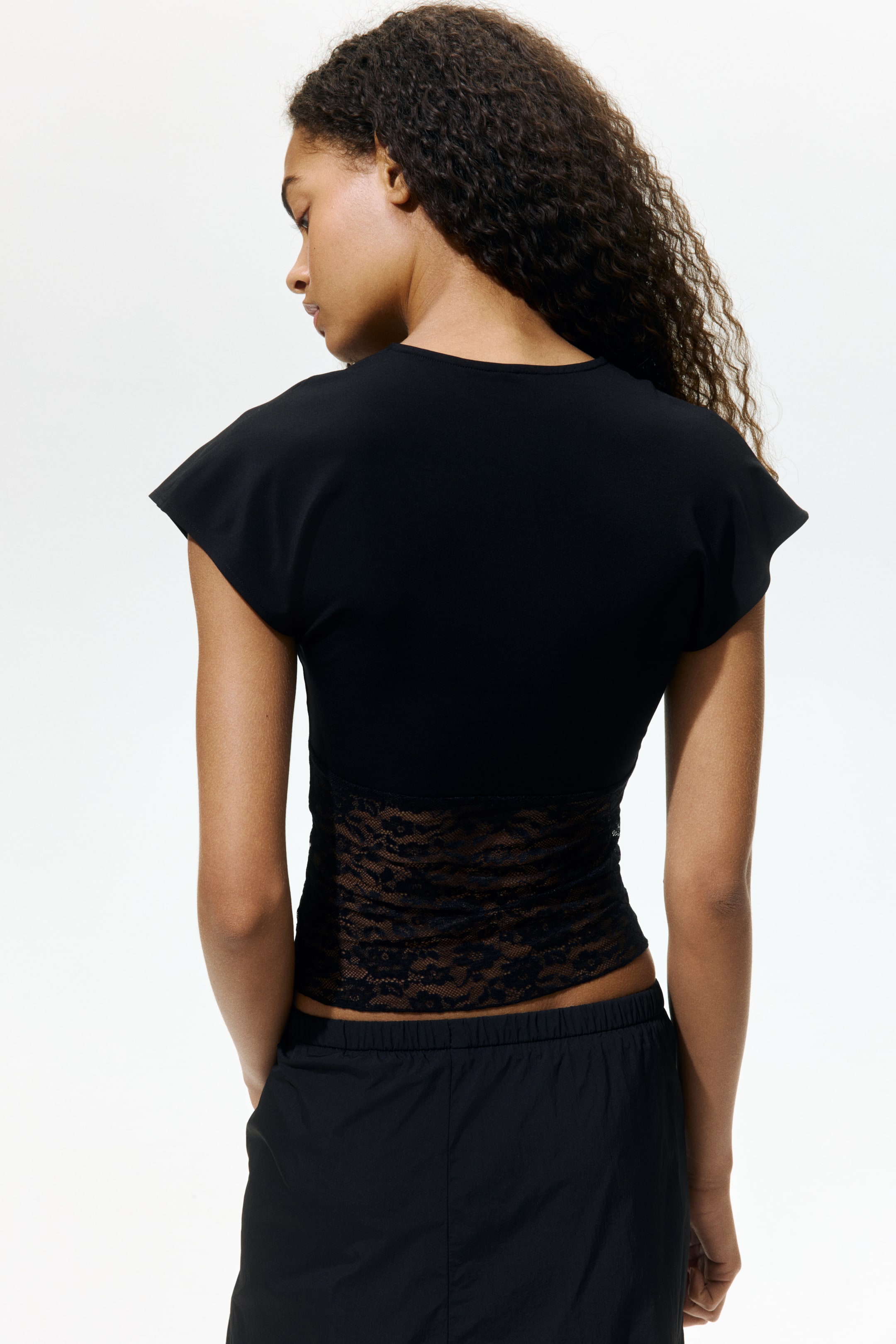 Женские топы H&M Dual-Fabric Draped Top — фото 4