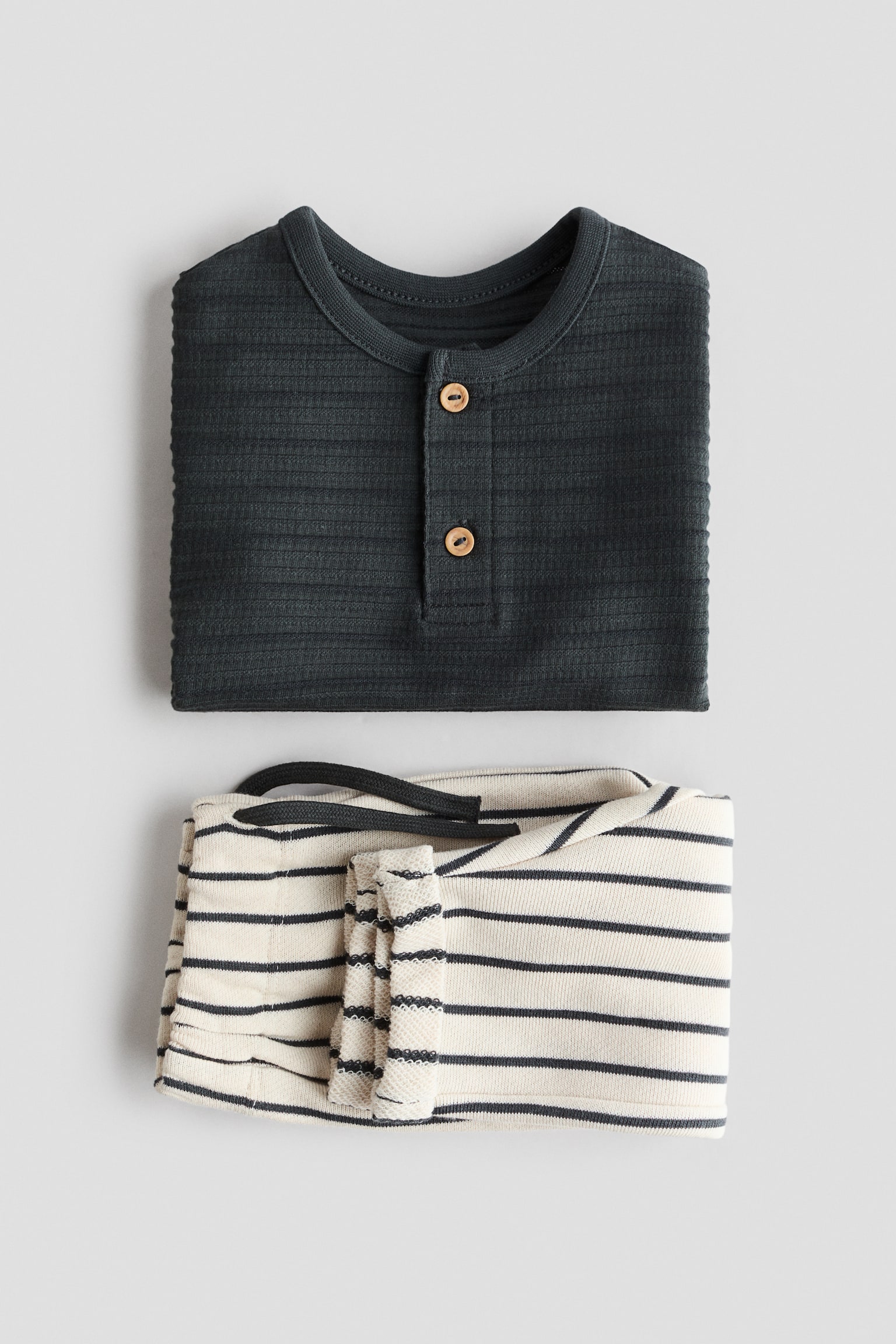 Комплект от две части - Тъмносив/Райета/Бял/Морскосин - 2