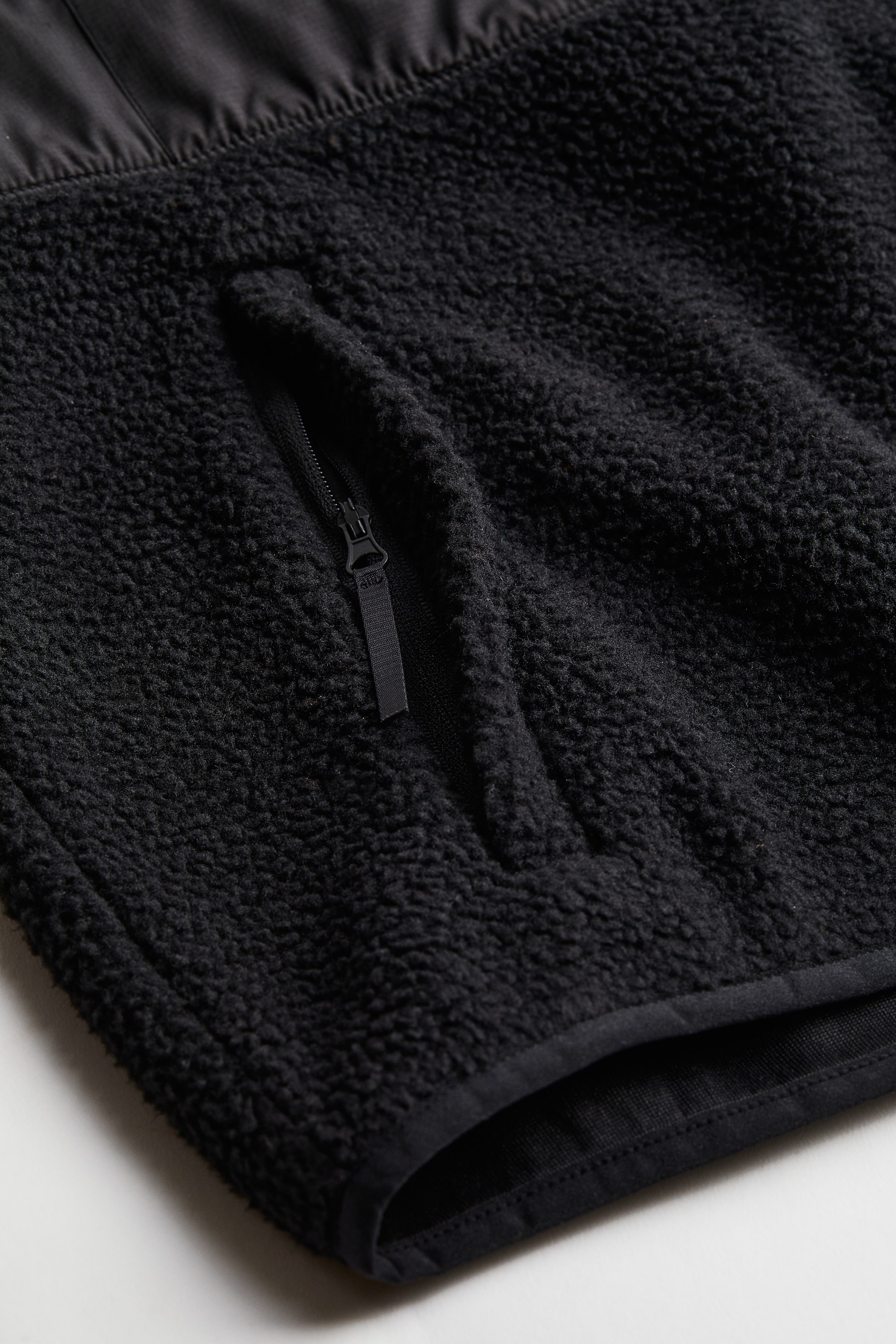 Ver imagen más grande: Chaqueta de deporte en polar Regular Fit - Negro - HOMBRE | H&M ES 3