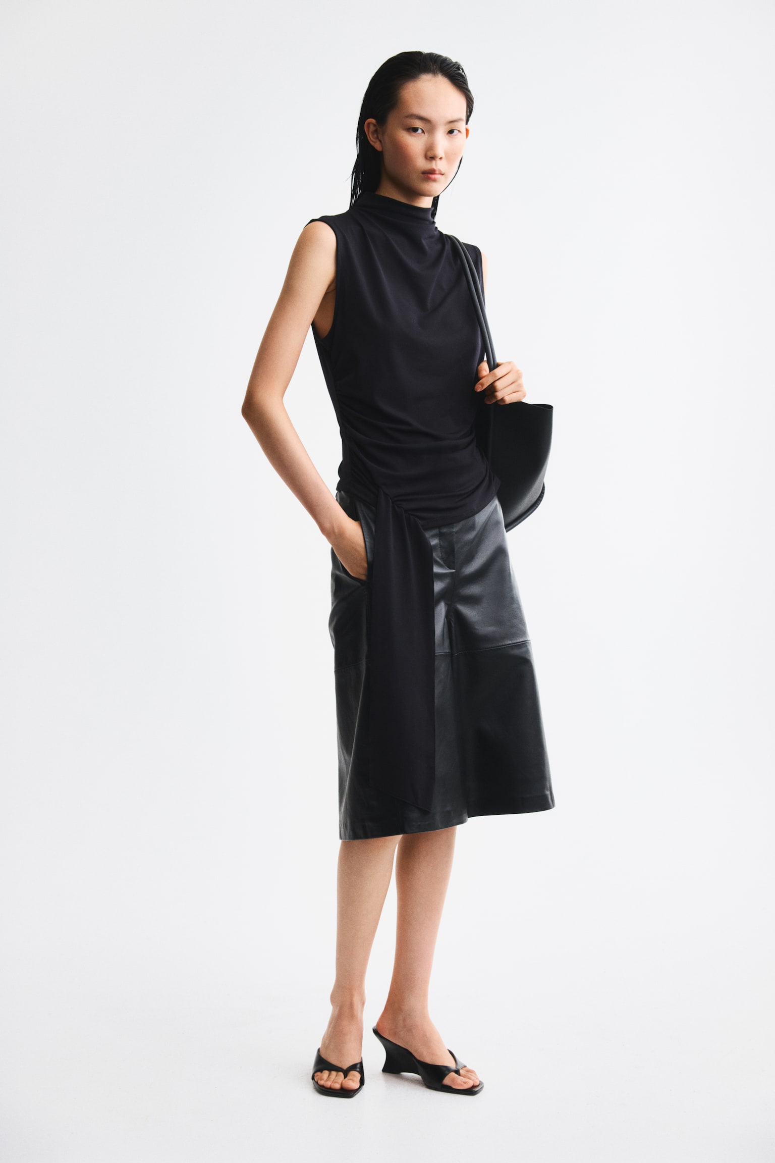 Женский топ H&M Draped-Panel Jersey Top, цвет: Чёрный — фото 3