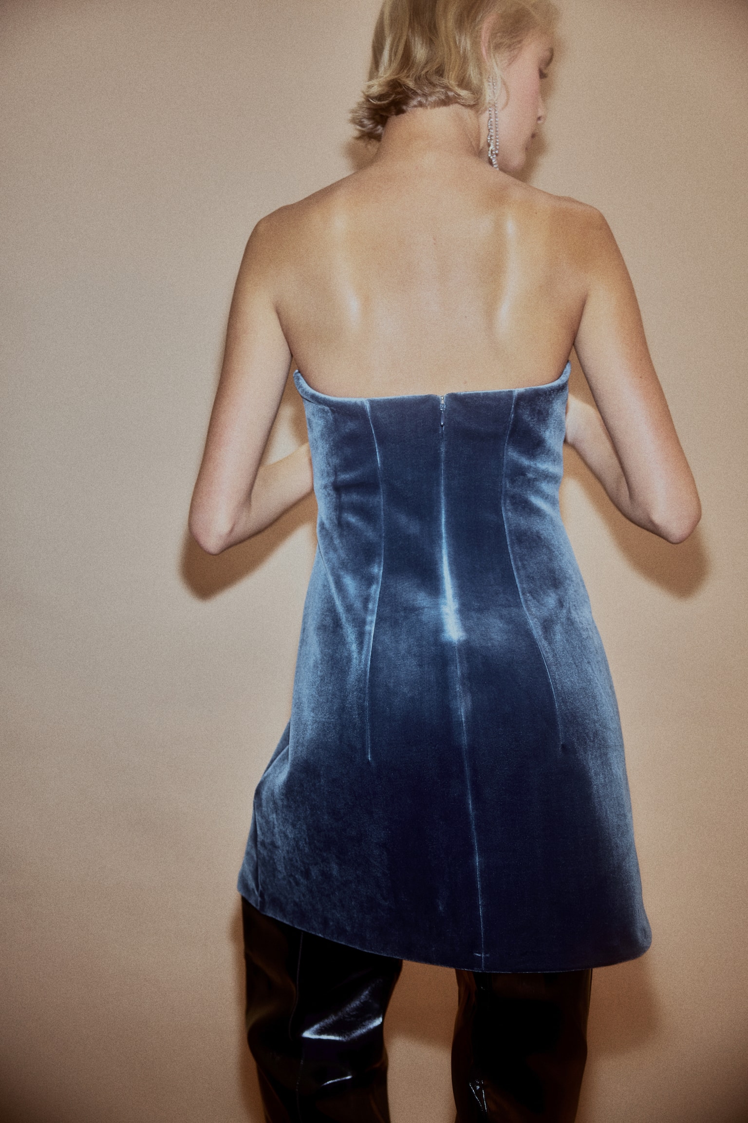 Embellished velour dress - Dark blue - 5