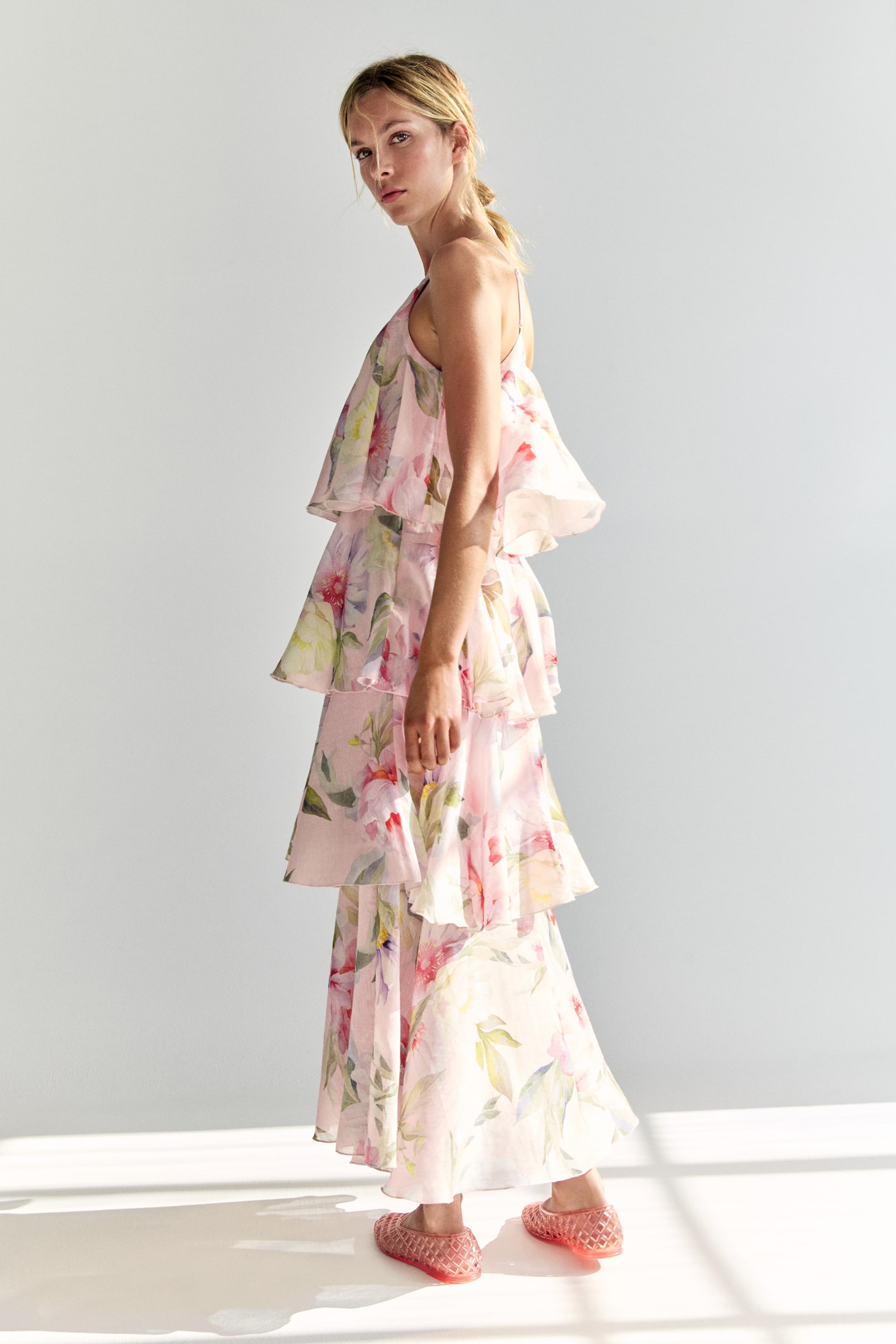 Tiered one-shoulder linen-blend dress-Light pink/Floral - 7