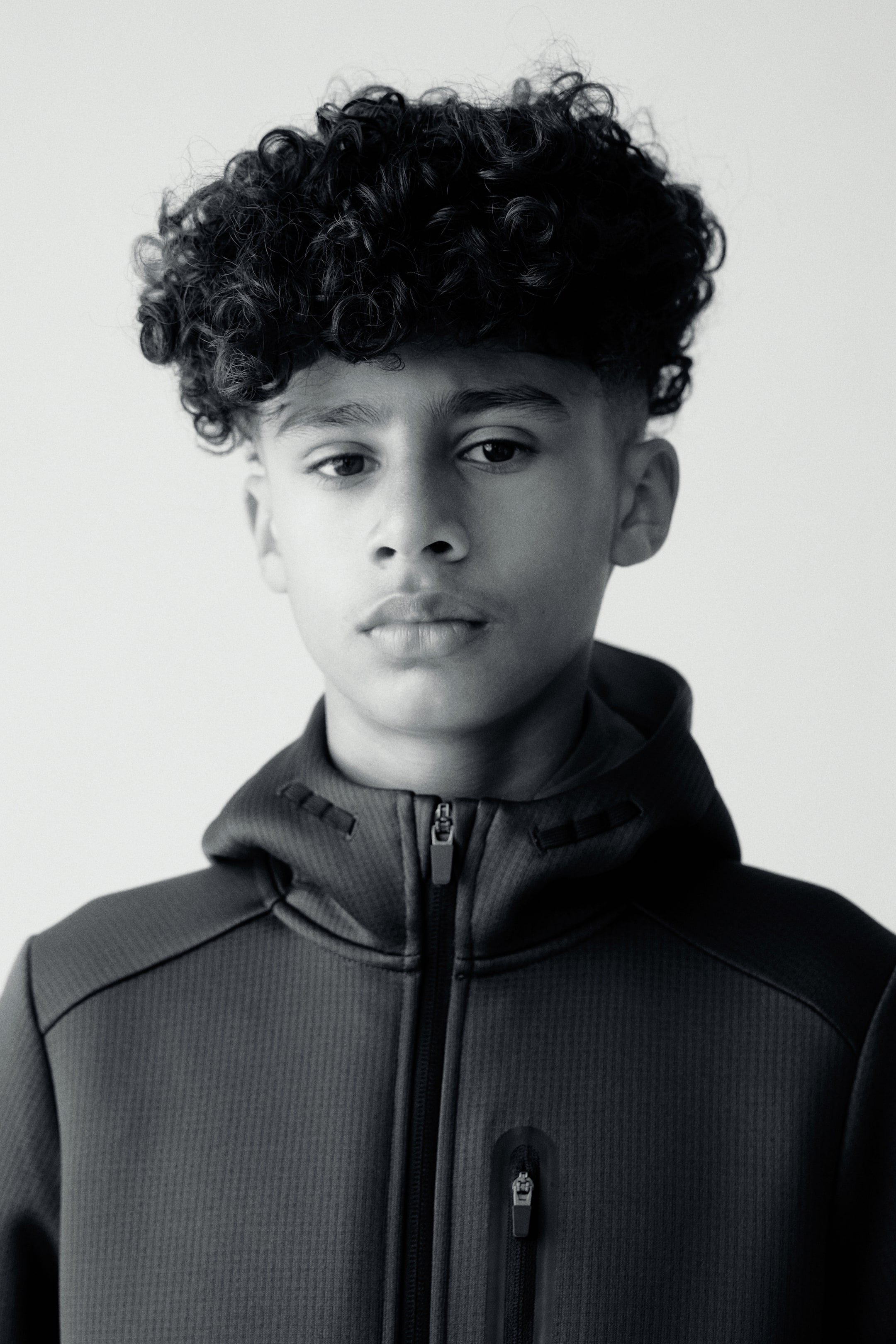 Veste de sport chaude avec capuche ThermoMove🅪