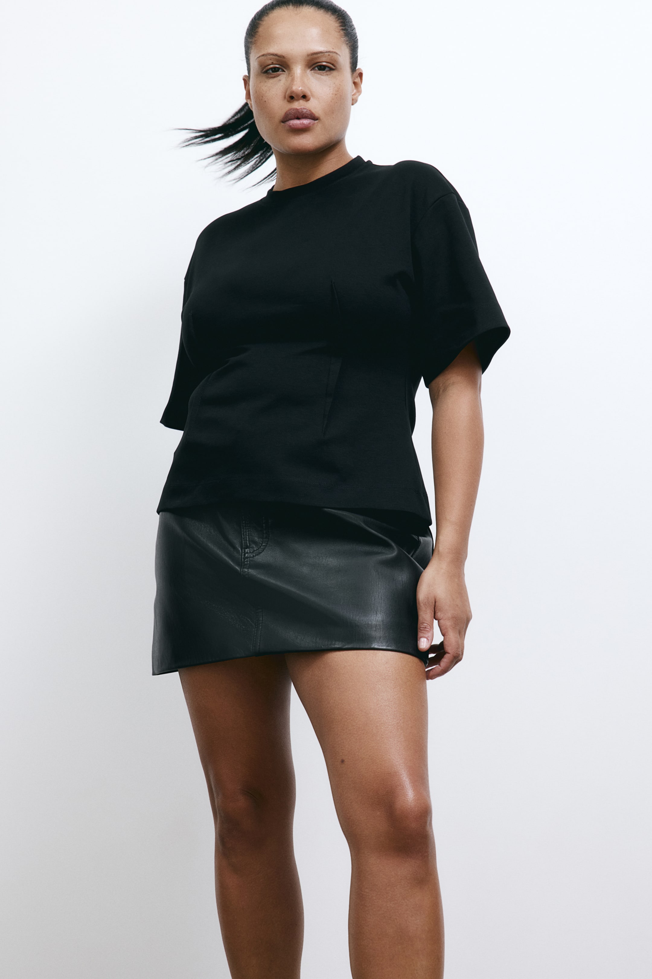 Tapered-waist T-shirt