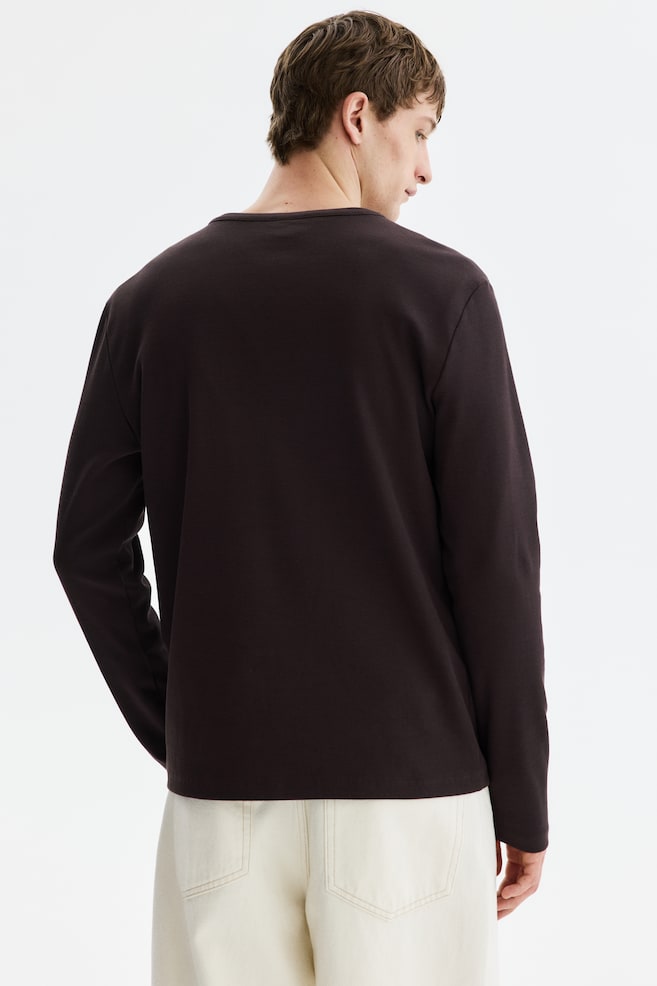 Slim-Fit Ribbed Henley Shirt - Dark brown/Cream/Black - 6