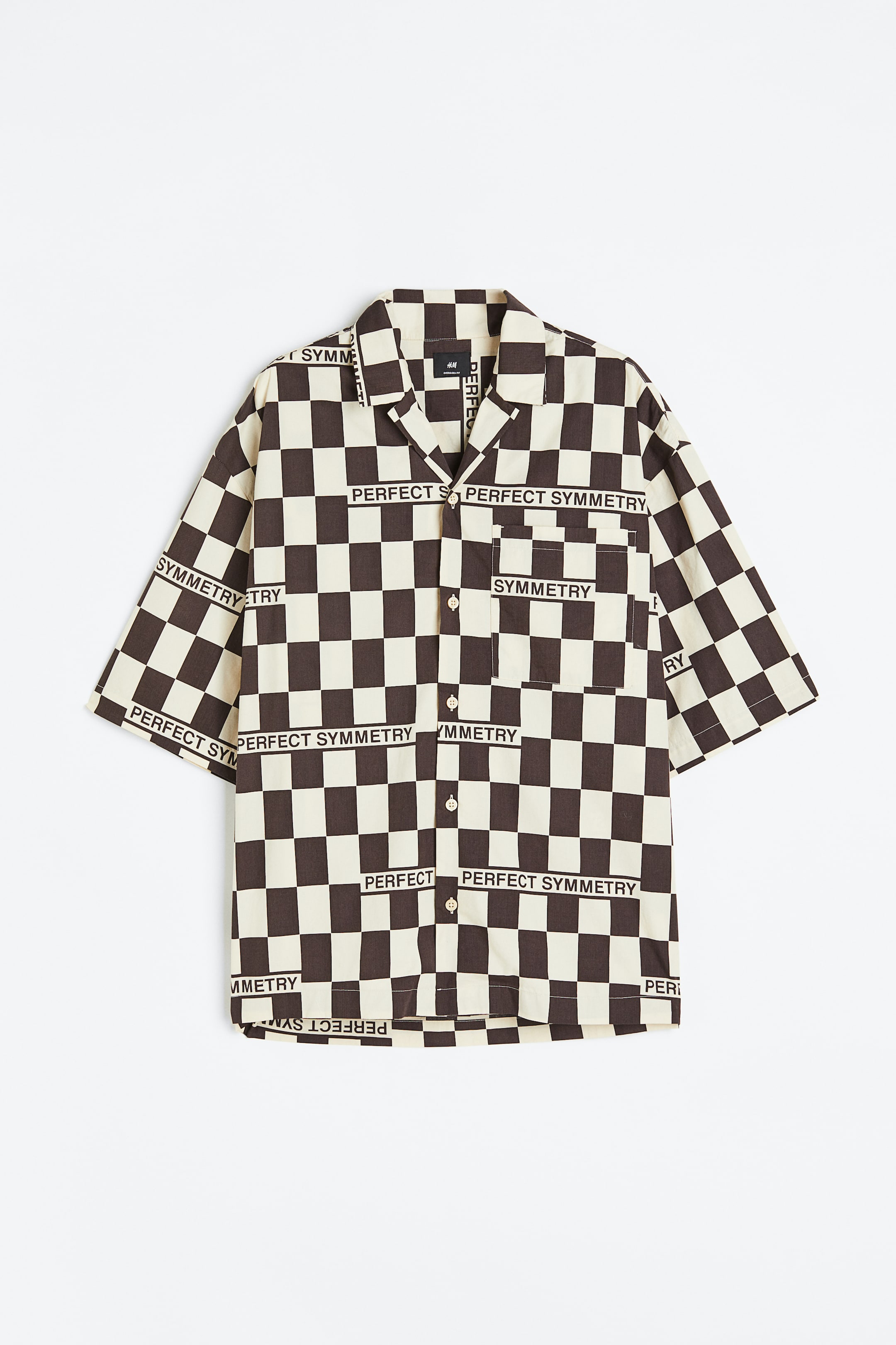 Xem ảnh lớn hơn: Áo sơ mi cổ hai ve hoa văn Oversized Fit - Kẻ ca rô đen/trắng - Men | H&M VN 1