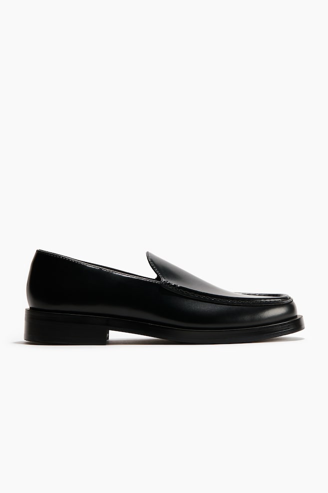 Moccasin-Seam Loafers - Black - 1