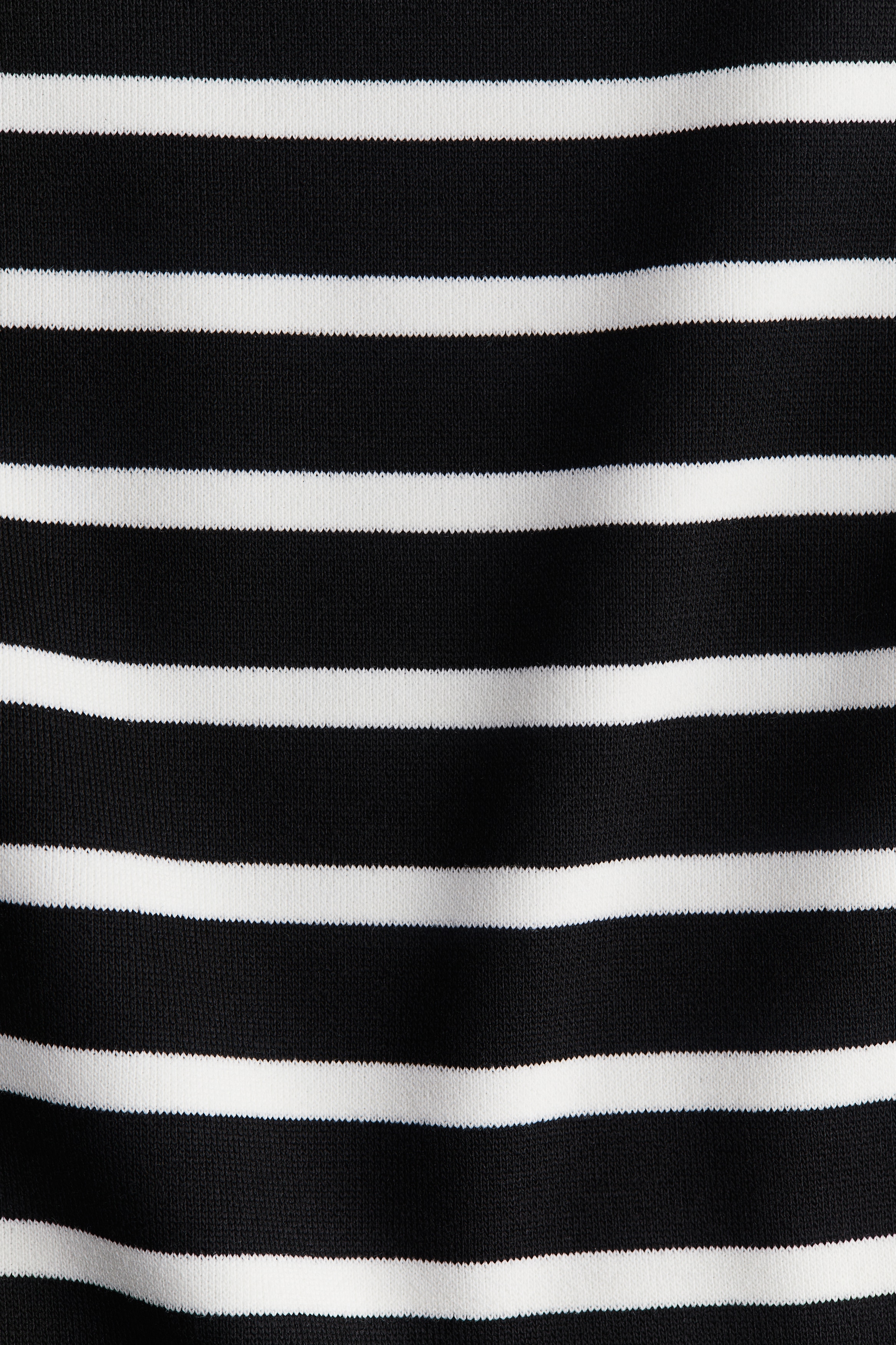Boat-neck top