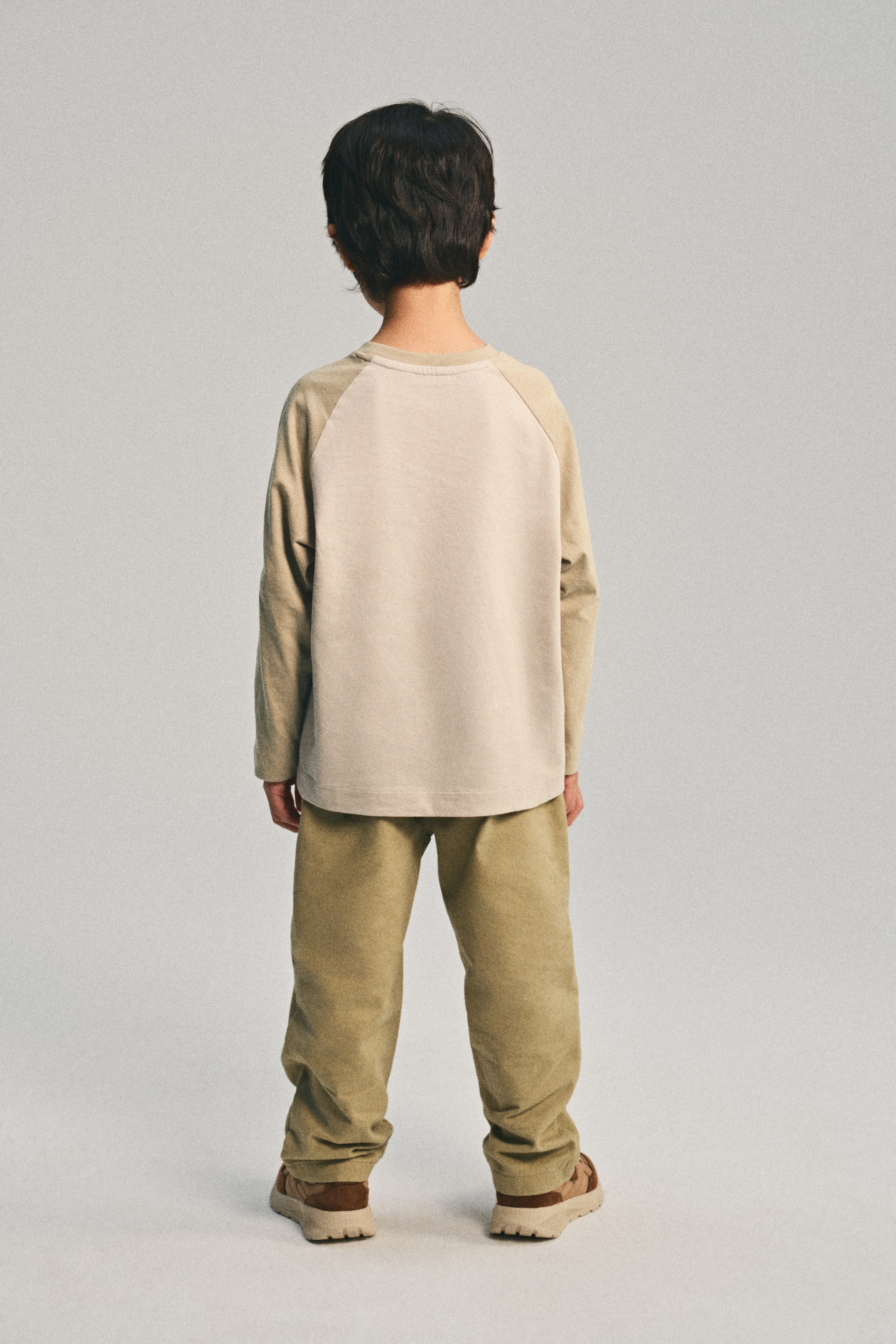 이미지 확대 보기: 프린트 롱 슬리브 티셔츠 - 베이지/쥬라기 월드 - Kids | H&M KR 4