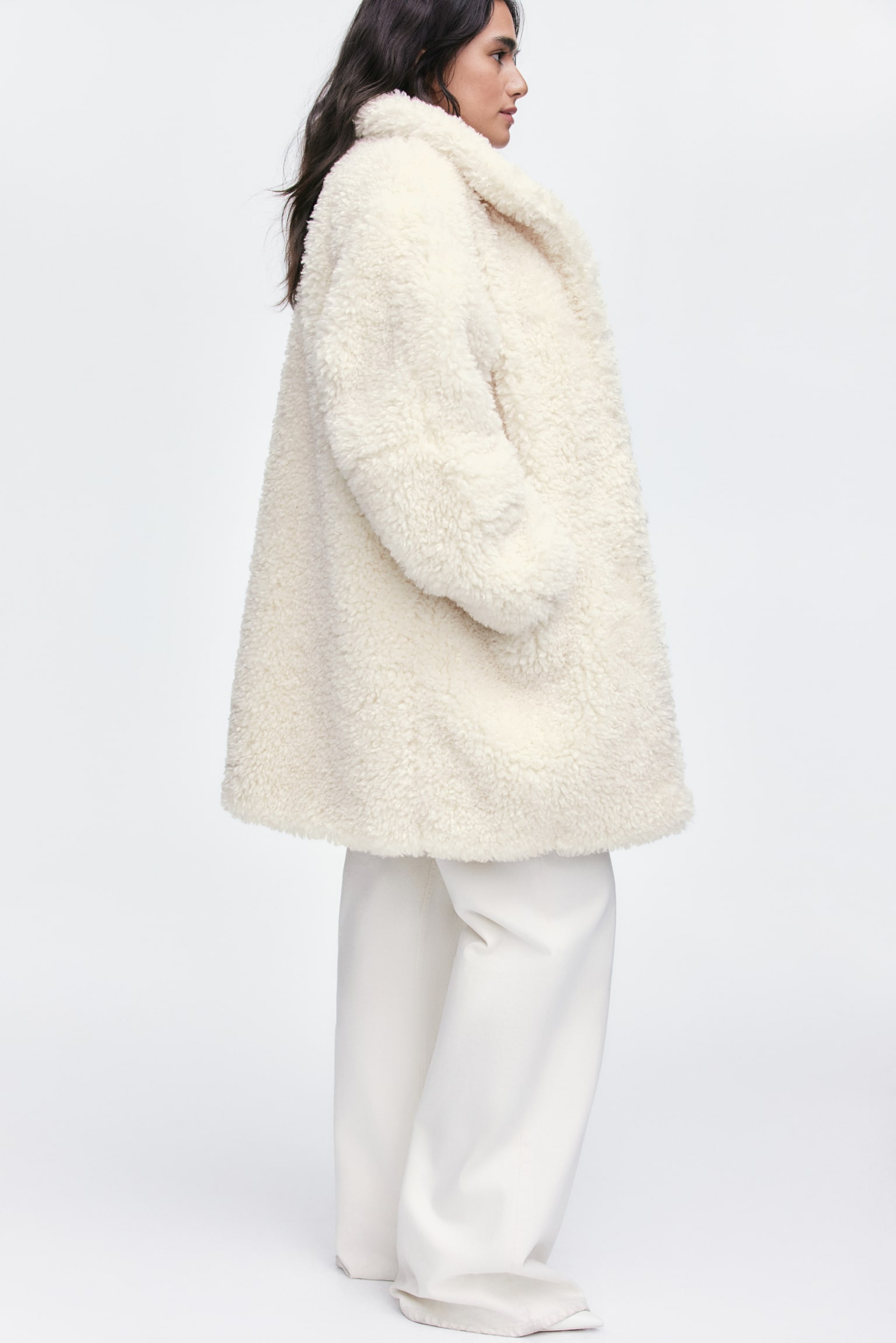 Fluffy coat - Cream/Black - 5