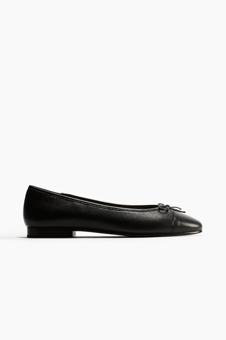 knee length dresses for ladies Rockport Tessa 5.5 Women's Black Leather main image 1