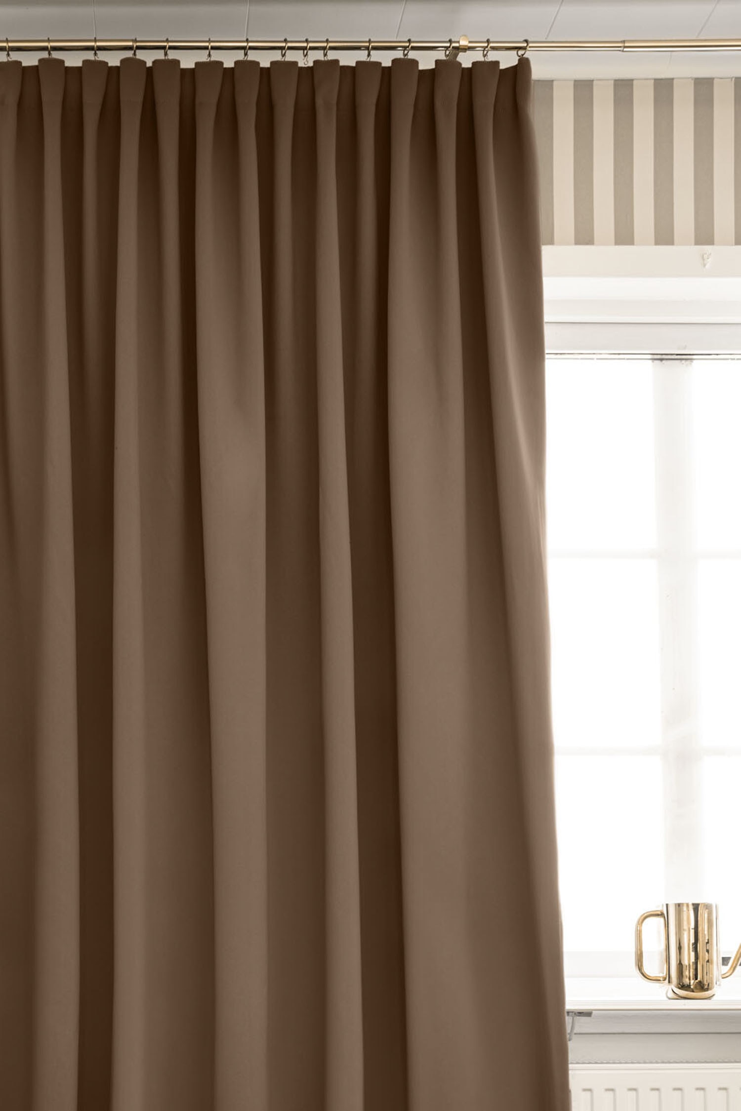 1-pack Gardinlängd Extra Bred Dokie - Castanho/Preto/Cinzento Claro/Bege