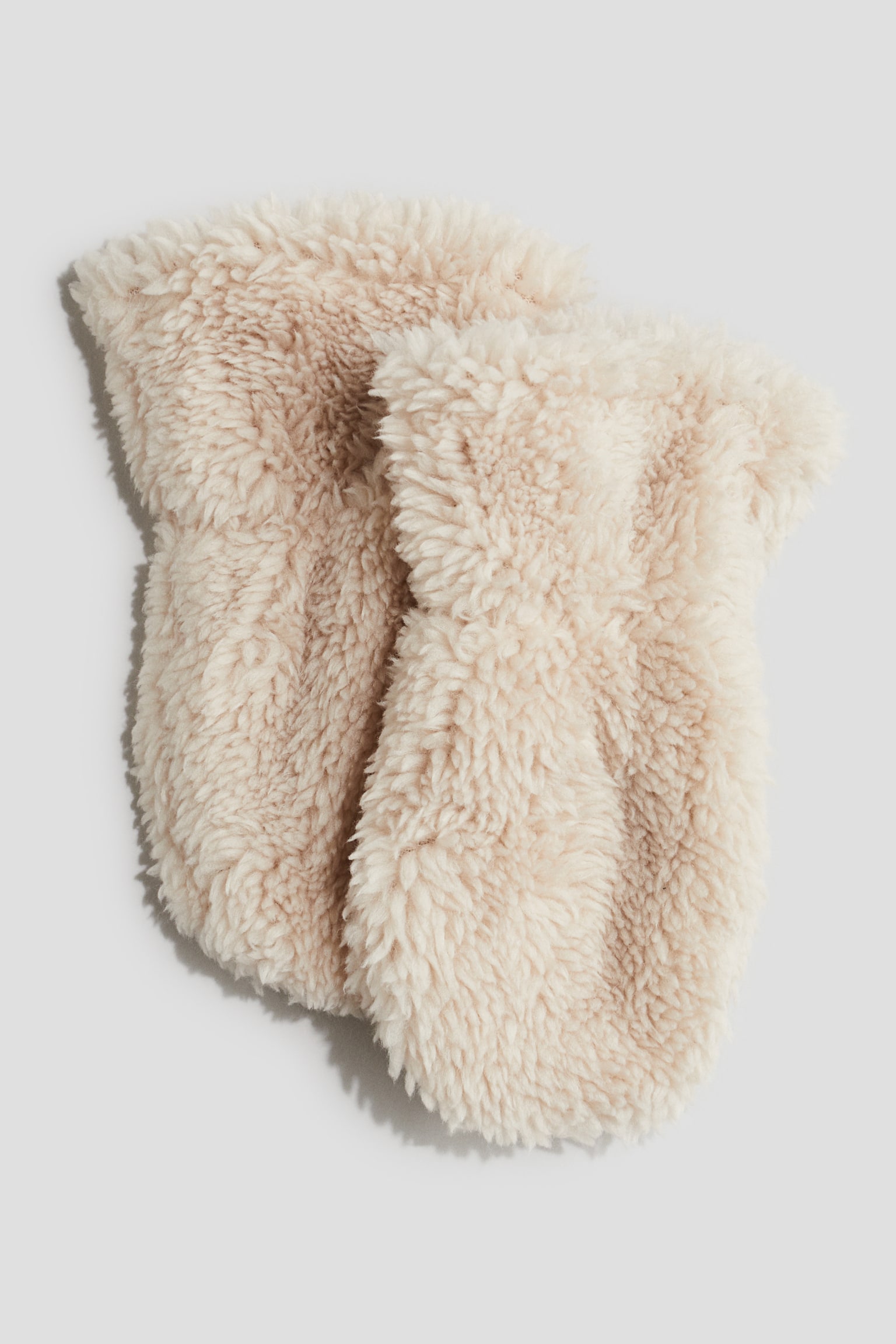 Fluffy mittens - Light dusty beige - 2