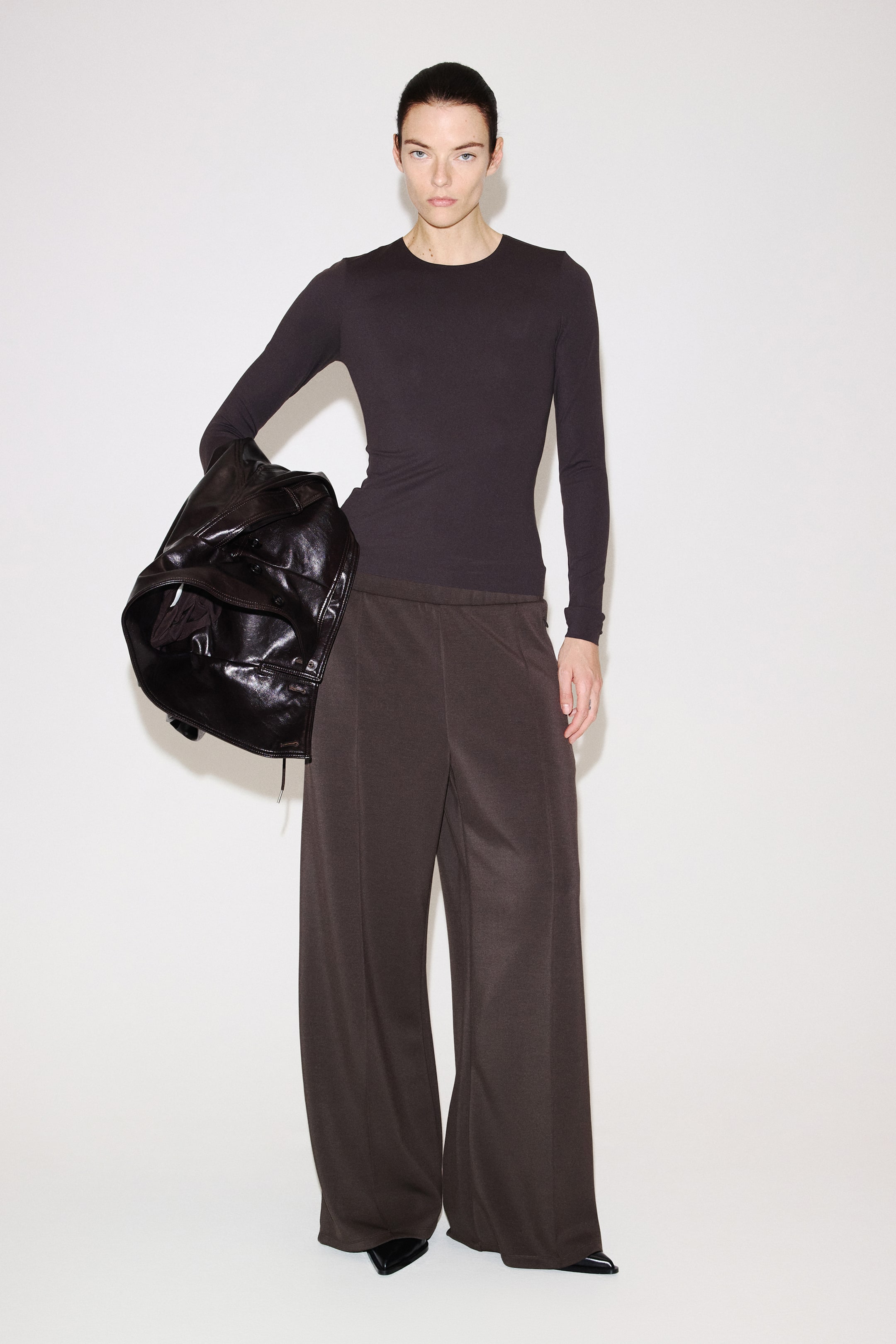 View larger image: Cooling Relaxed Fit Wide trousers - Dark brown - Ladies | H&M 1