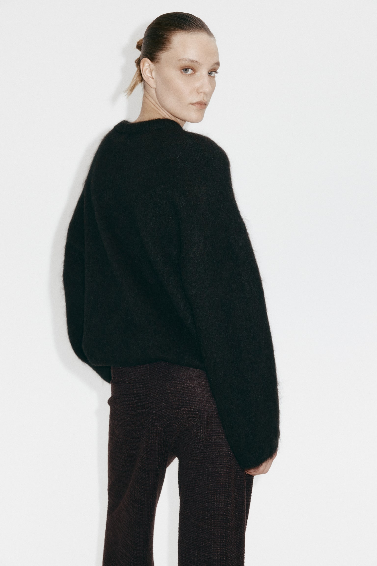 Wide-Leg Bouclé Pants - Dark brown - 3