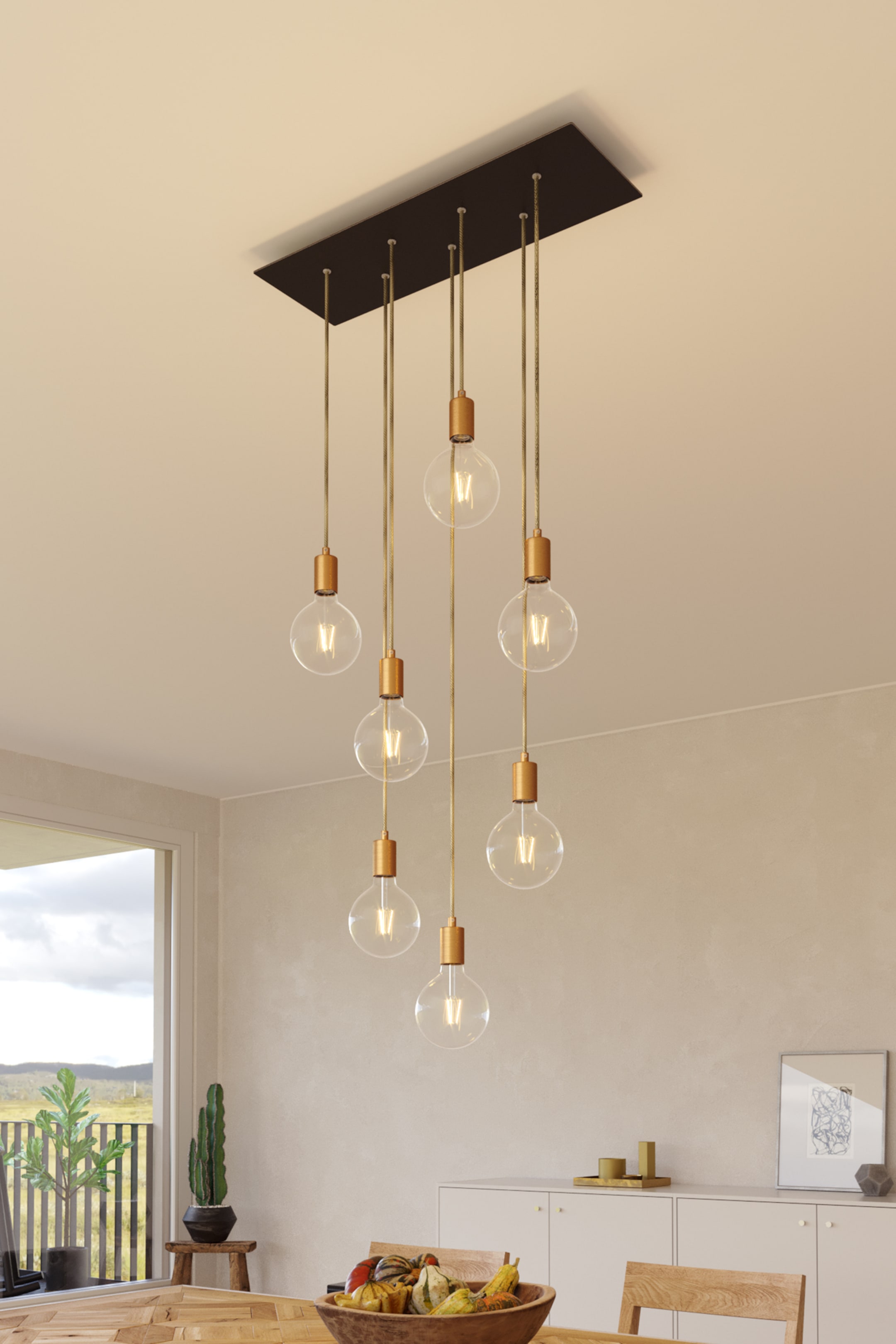 Größeres Bild ansehen: Metall-pendelleuchte Mit 7 Glühbirnen - Schwarz/kupfer Satiniert - Creative-Cables - Home All | H&M DE 1