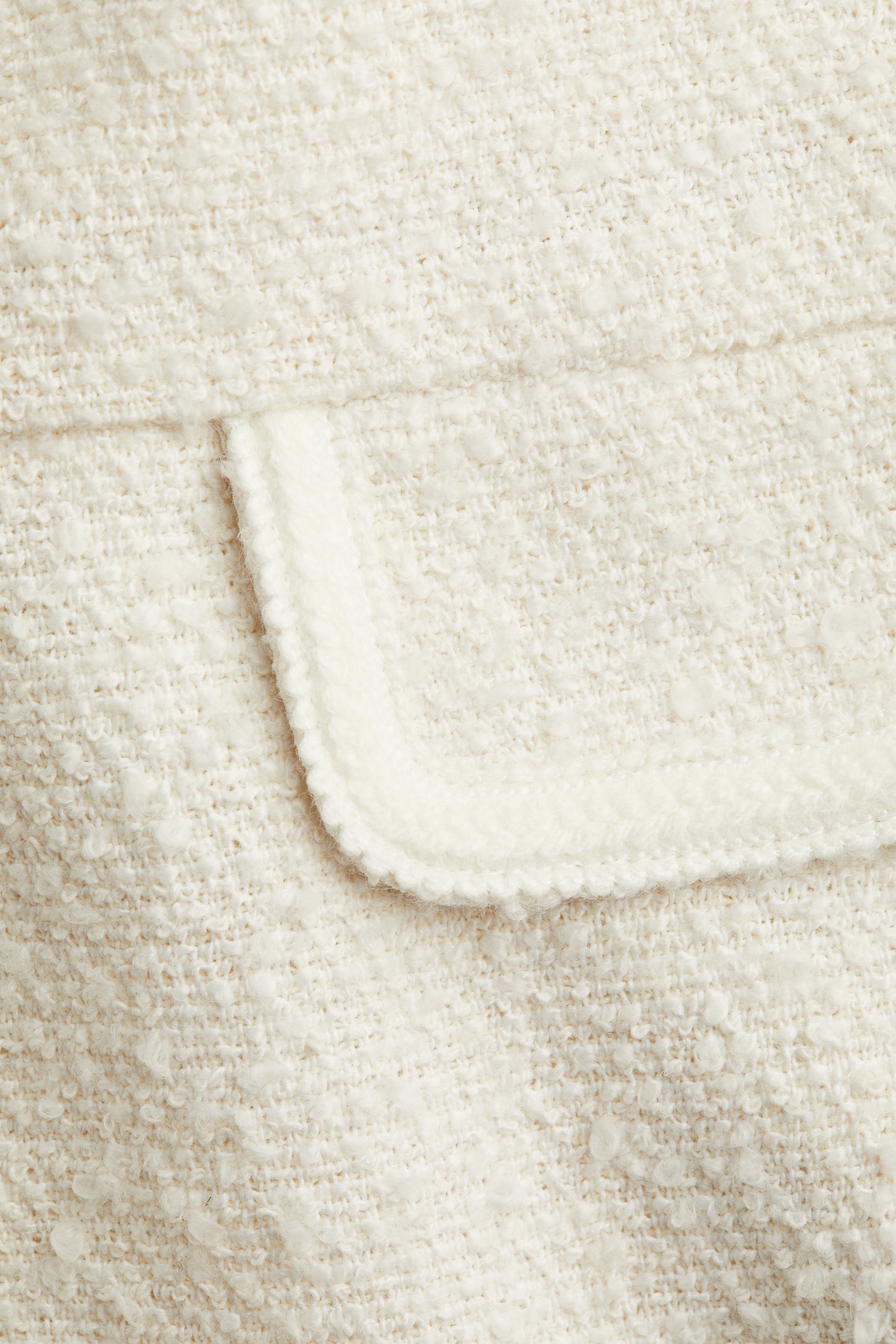 Bouclé skirt