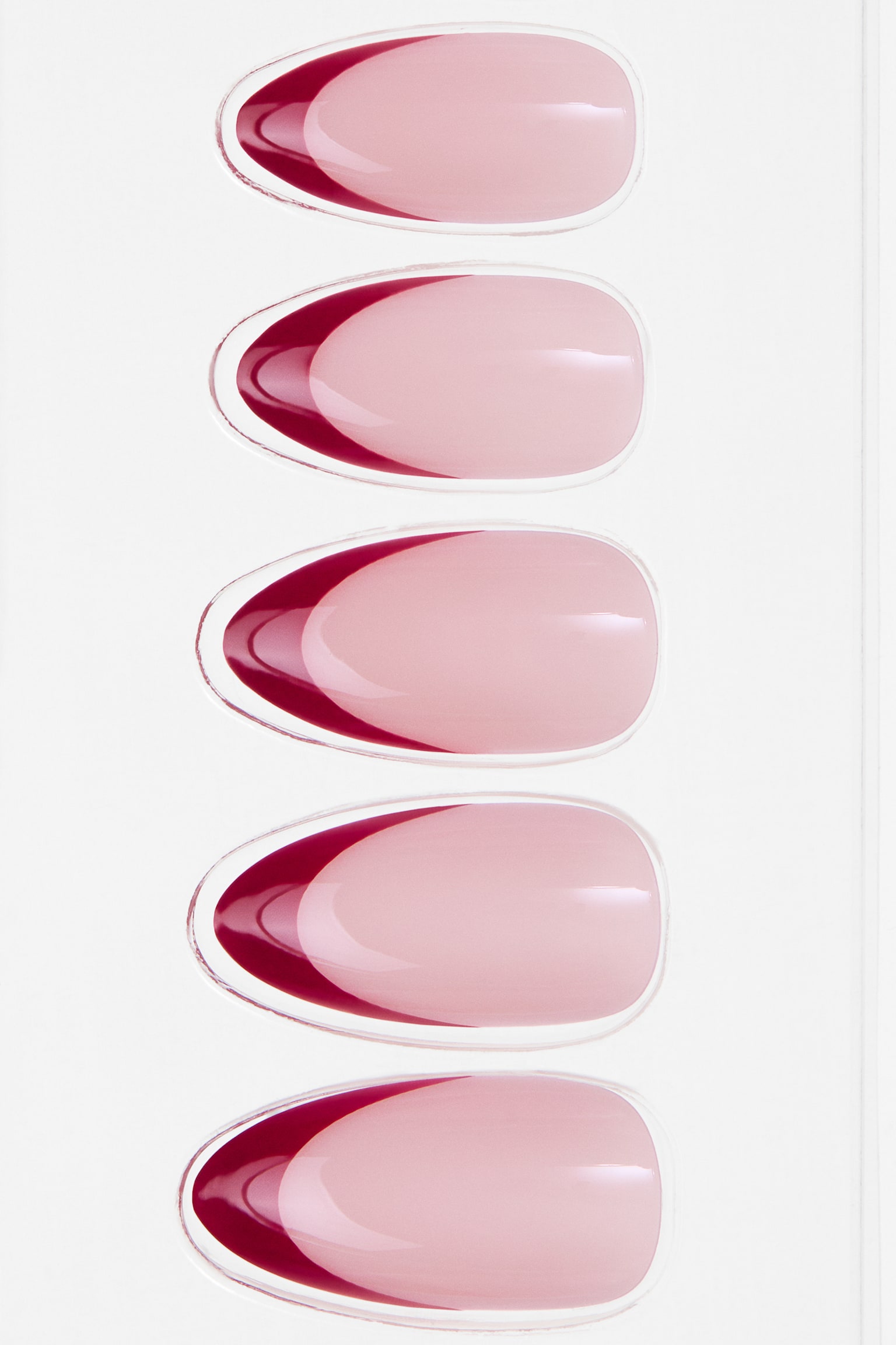Kunstnägel - Almond Long Ruby Tips/Almond Medium French Tips/Almong Long Quite Wild/Almond Long Golden Tips/Oval Long Bordeaux Blush