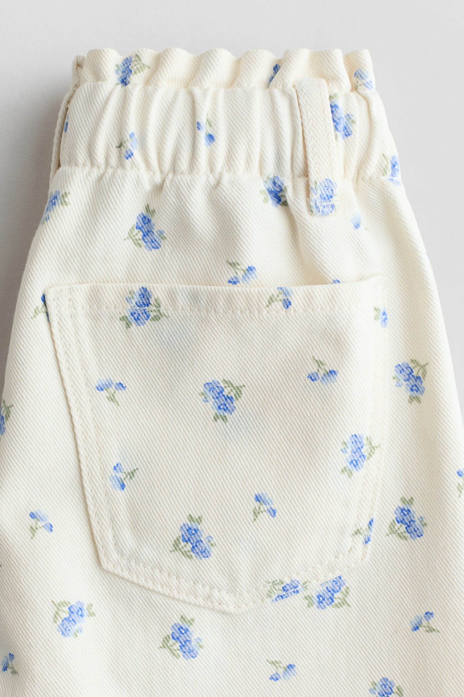 Jean paper bag Wide Leg - Blanc/bleu/fleuri/Beige clair/fleuri/Bleu denim/Gris denim/Blanc/fleuri/Bleu denim/Rose clair/cerises/Bleu denim clair/Bleu denim/Rose clair/Rose clair/Beige clair/fleuri - 3