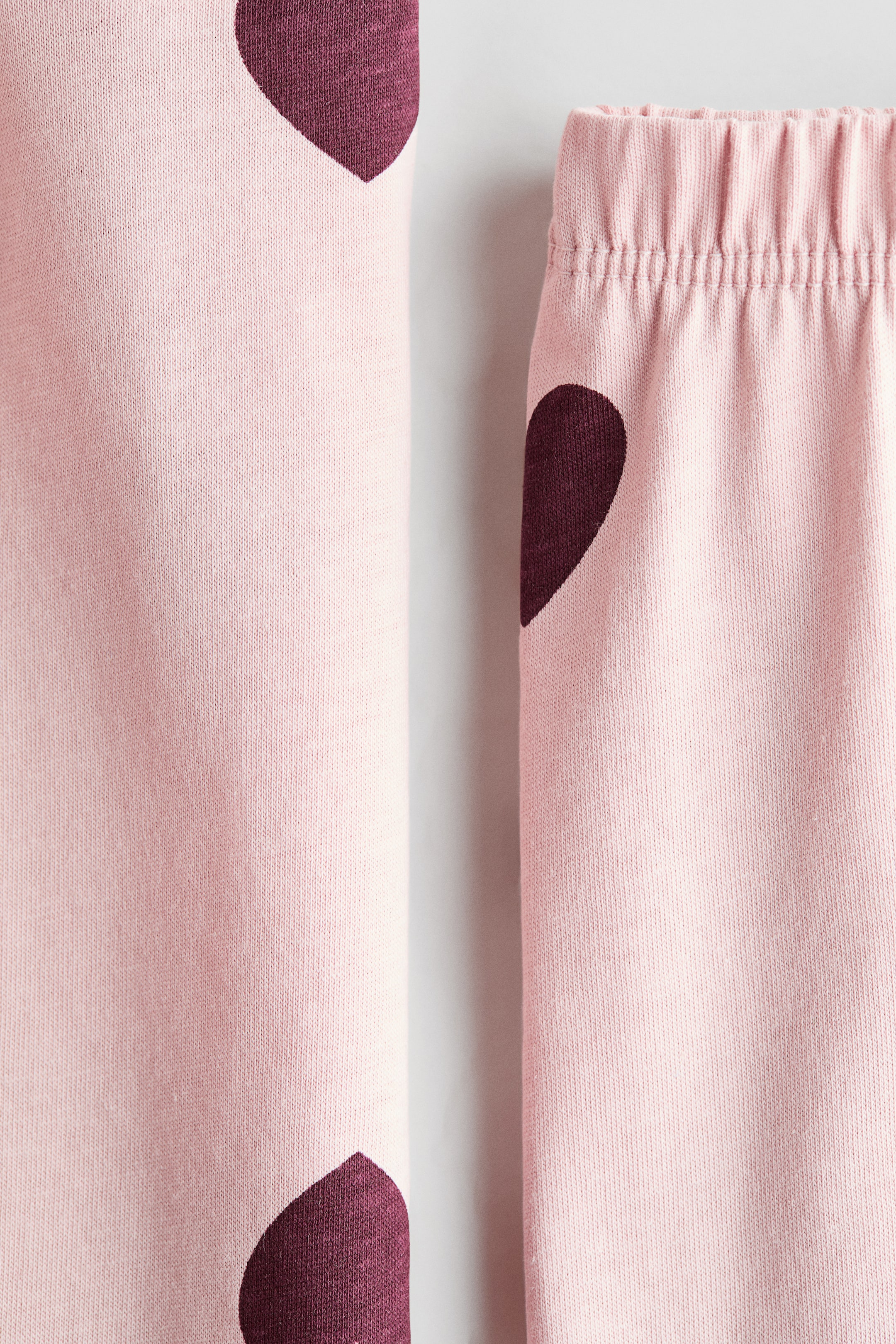 Light dusty pink/hearts Printed cotton pyjamas for kids | H&M PH