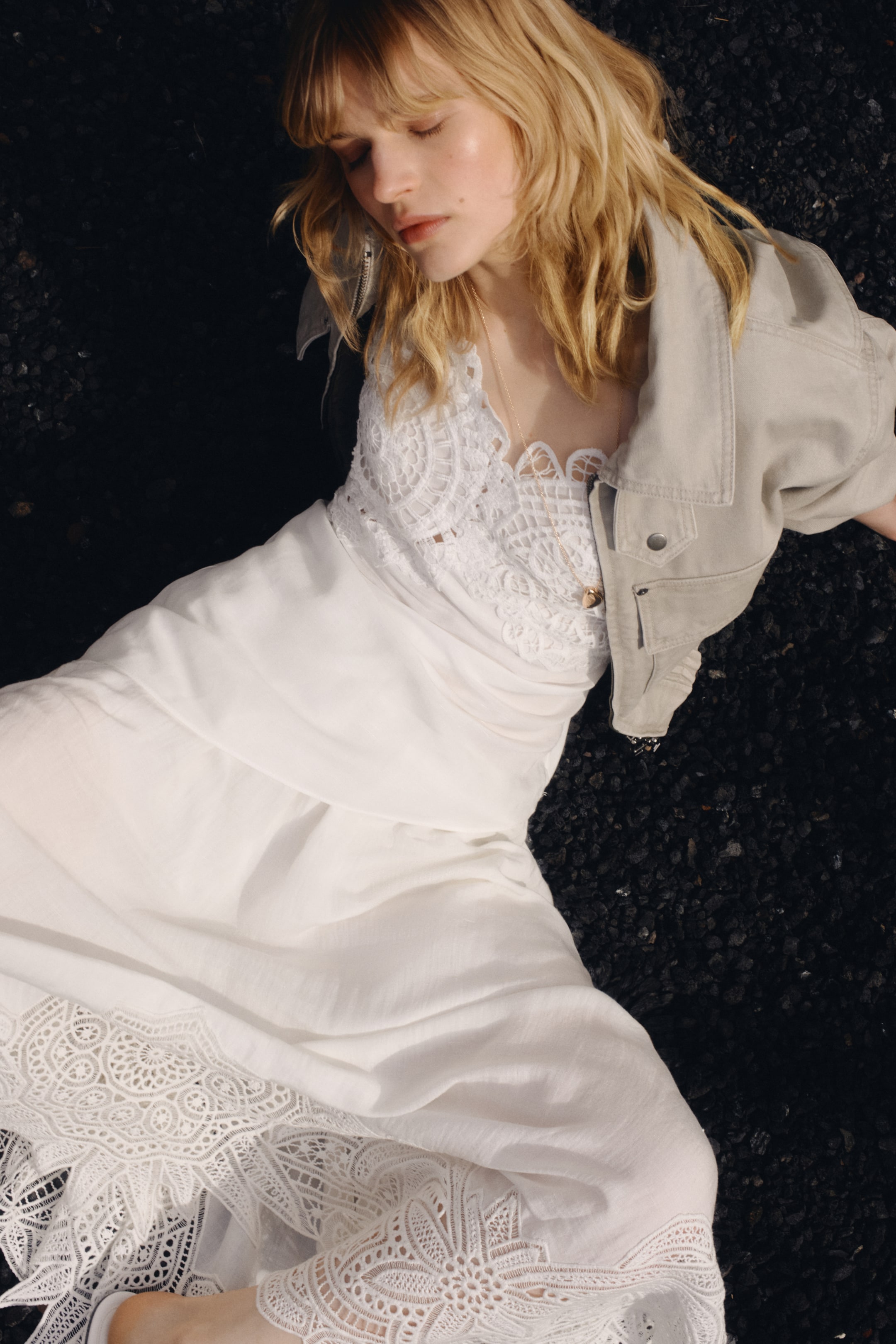 Jupe en lin mélangé avec broderie anglaise