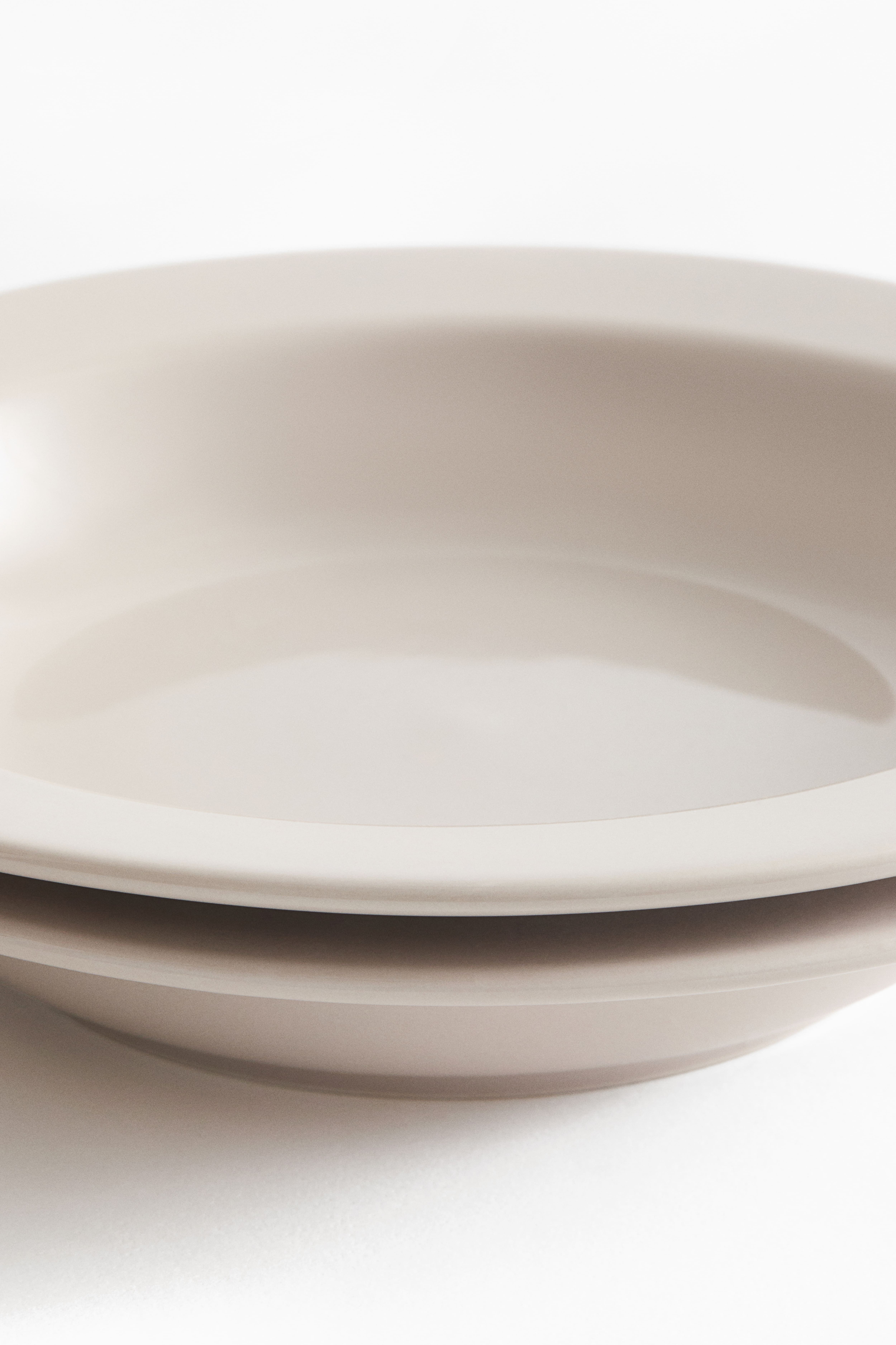 2-Pack Deep Porcelain Plates