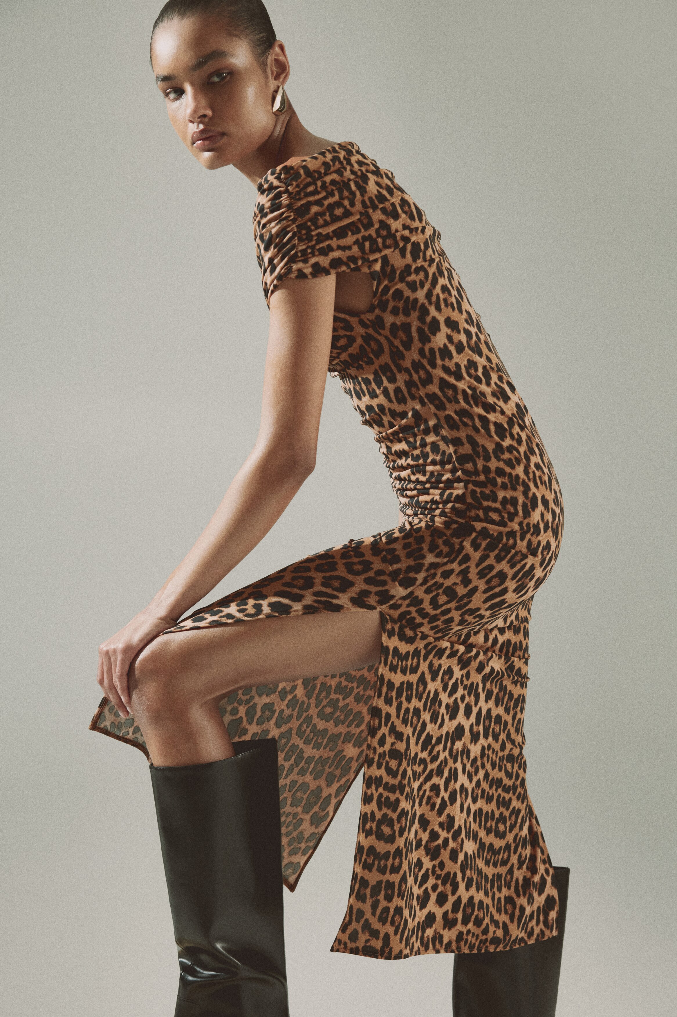h&m leopard print bodycon dress H&M Trend Animal Leopard Print Fitted V Neck Bodycon Long Zipper Dress sz 12