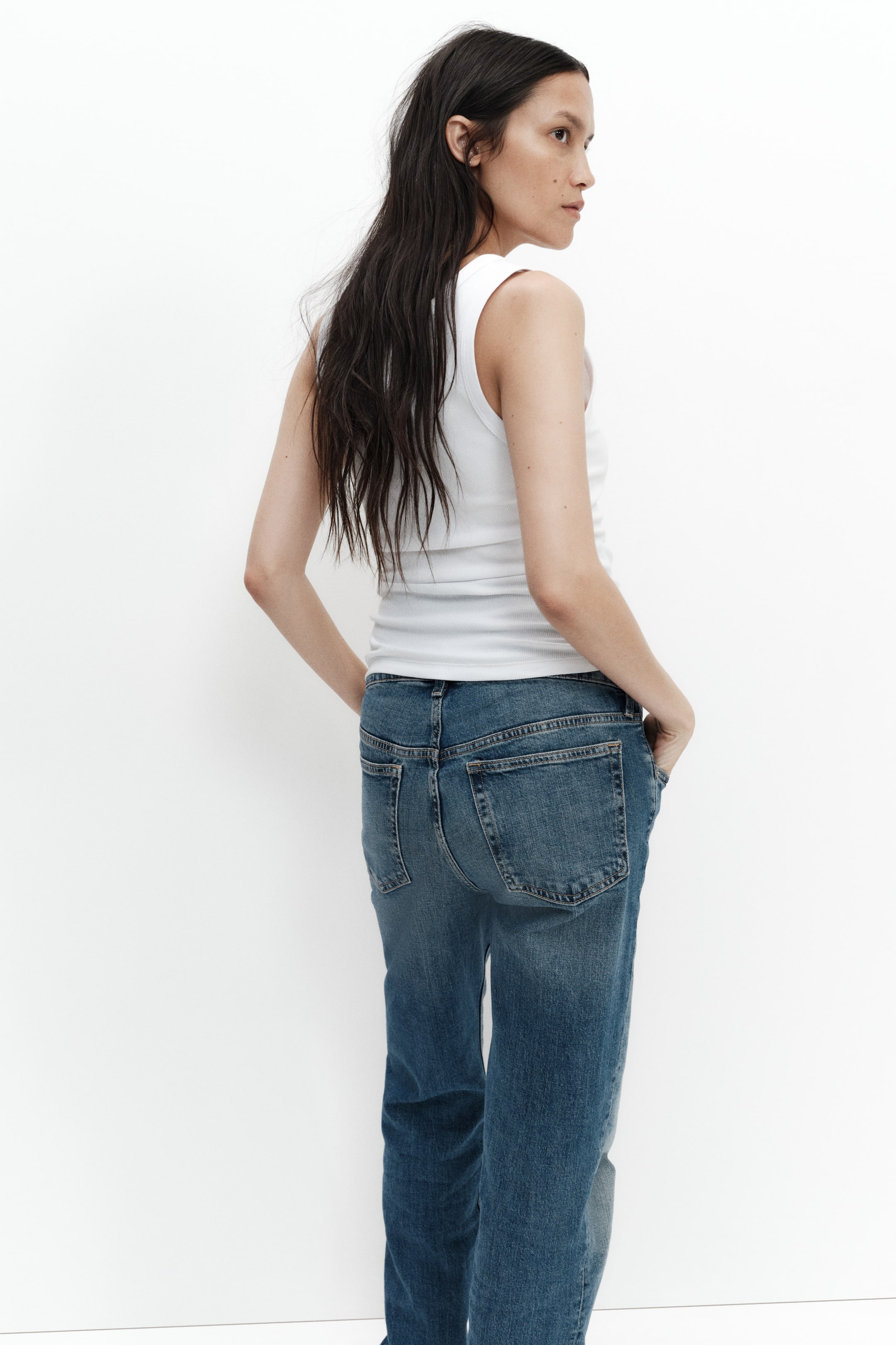 MAMA Slim Straight High Waist Jeans