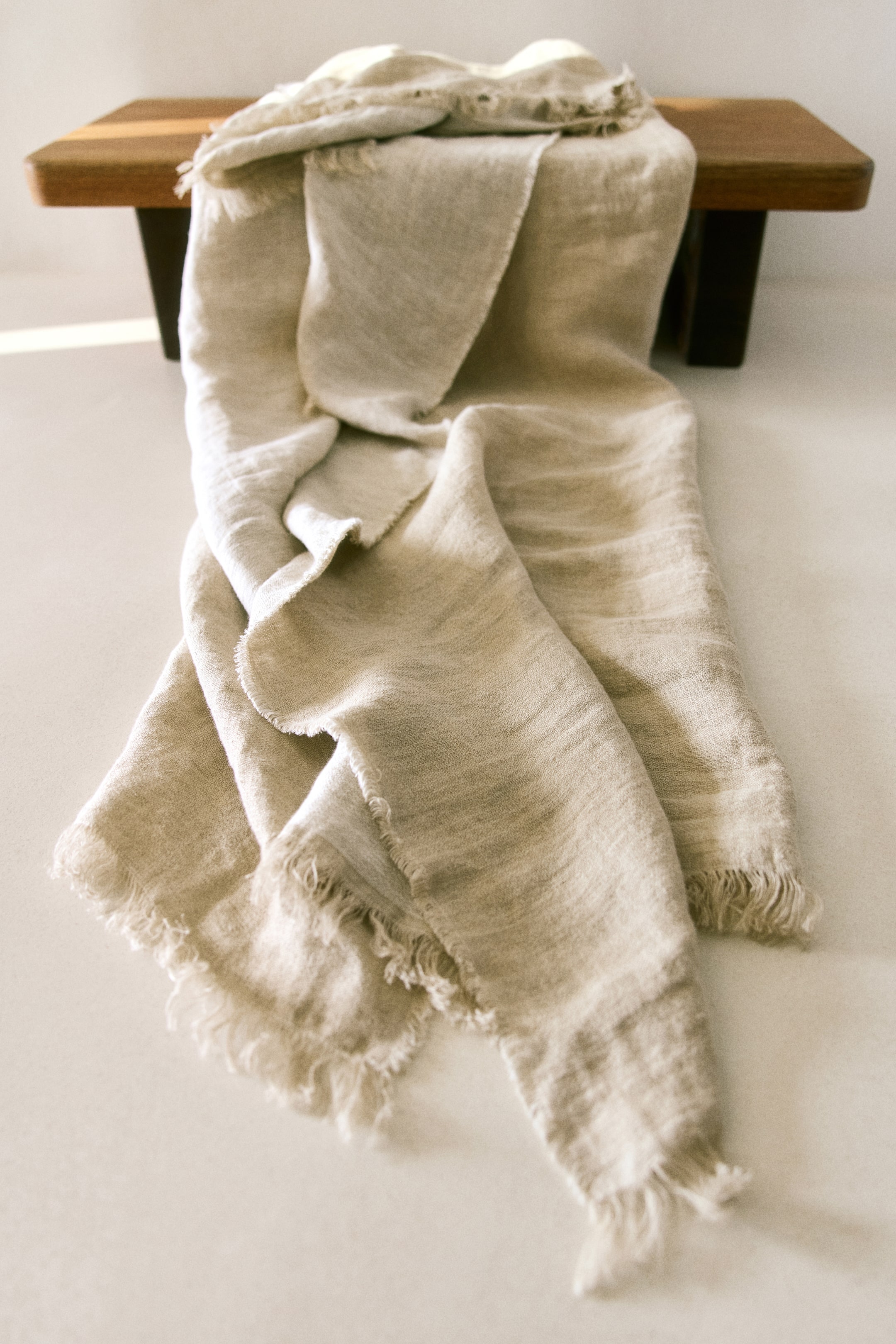 Two-Tone Linen Throw