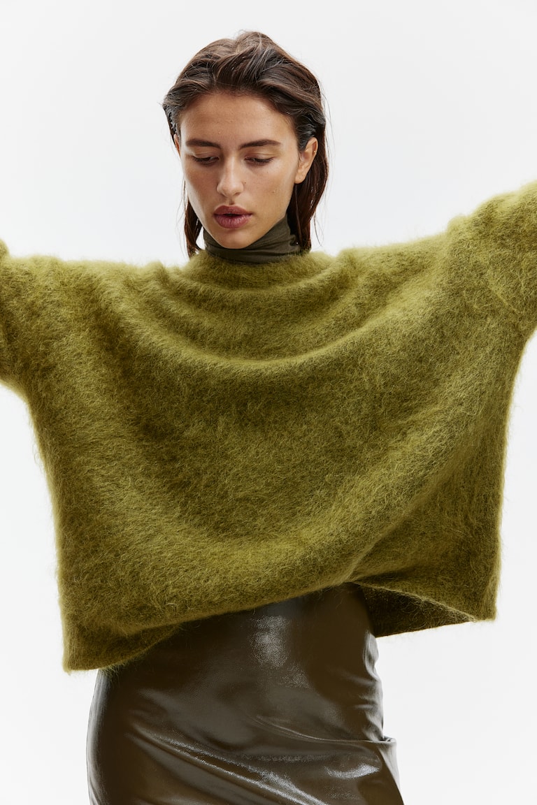 H&m Green Fluffy Jumper CHAMBRE DE FAN BRUSHED MOHAIR JACQUARD