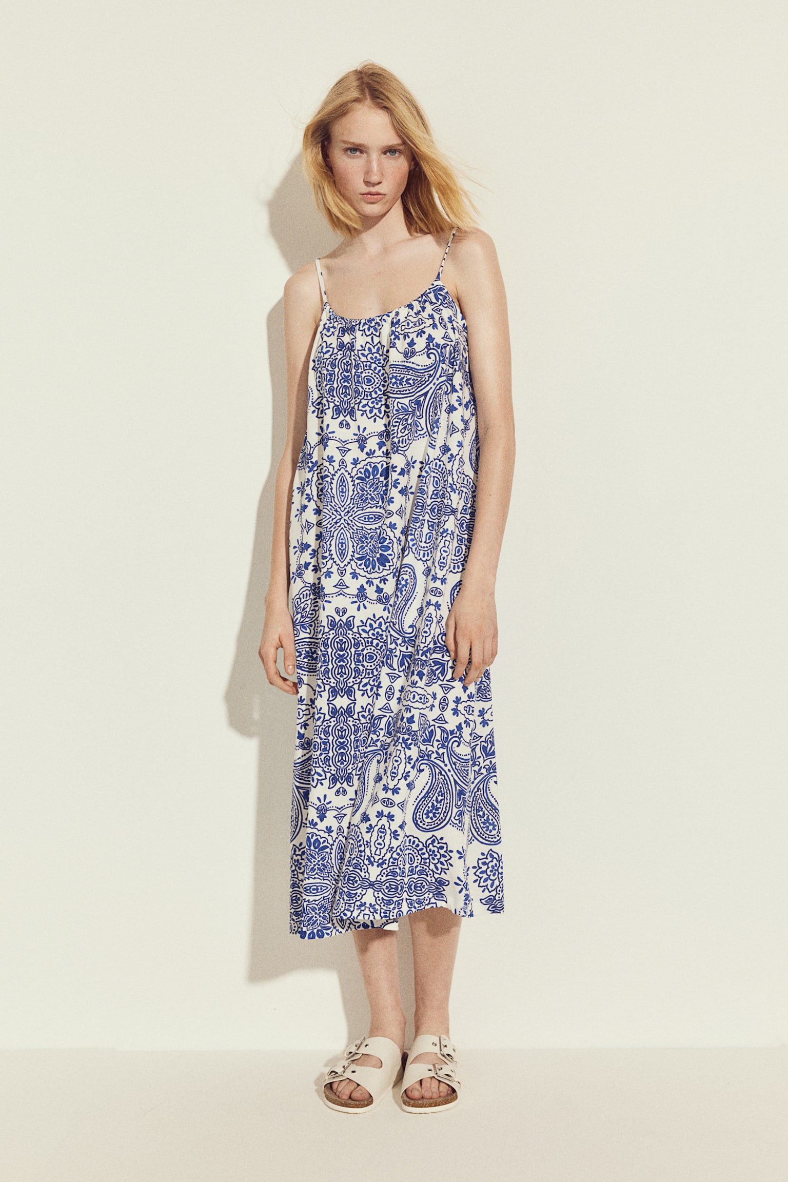 Oversized Jersey Dress - Blue/Paisley pattern/Black - 3