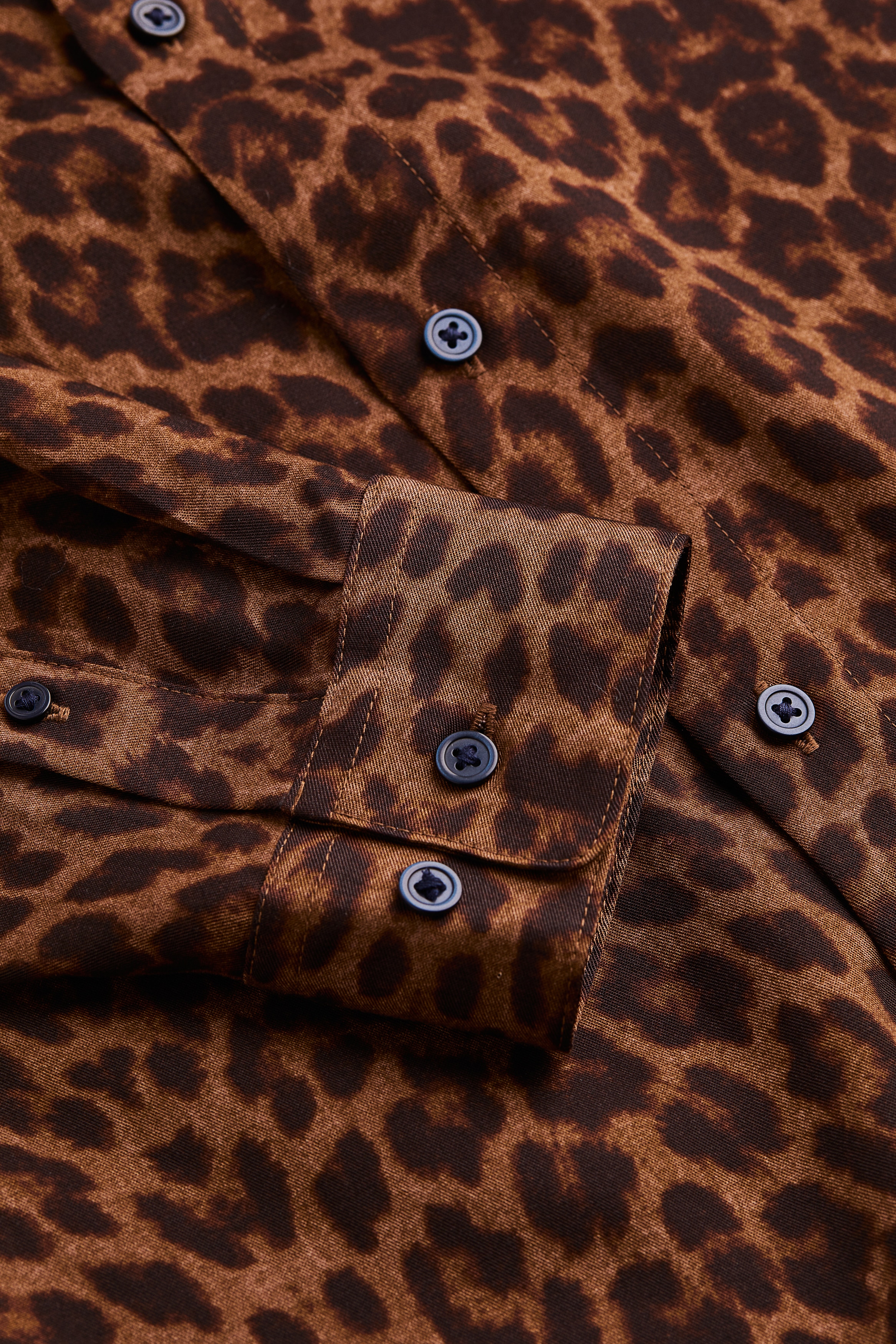 Regular Fit Patterned shirt - Dark beige/Leopard-print - Men | H\u0026M IN