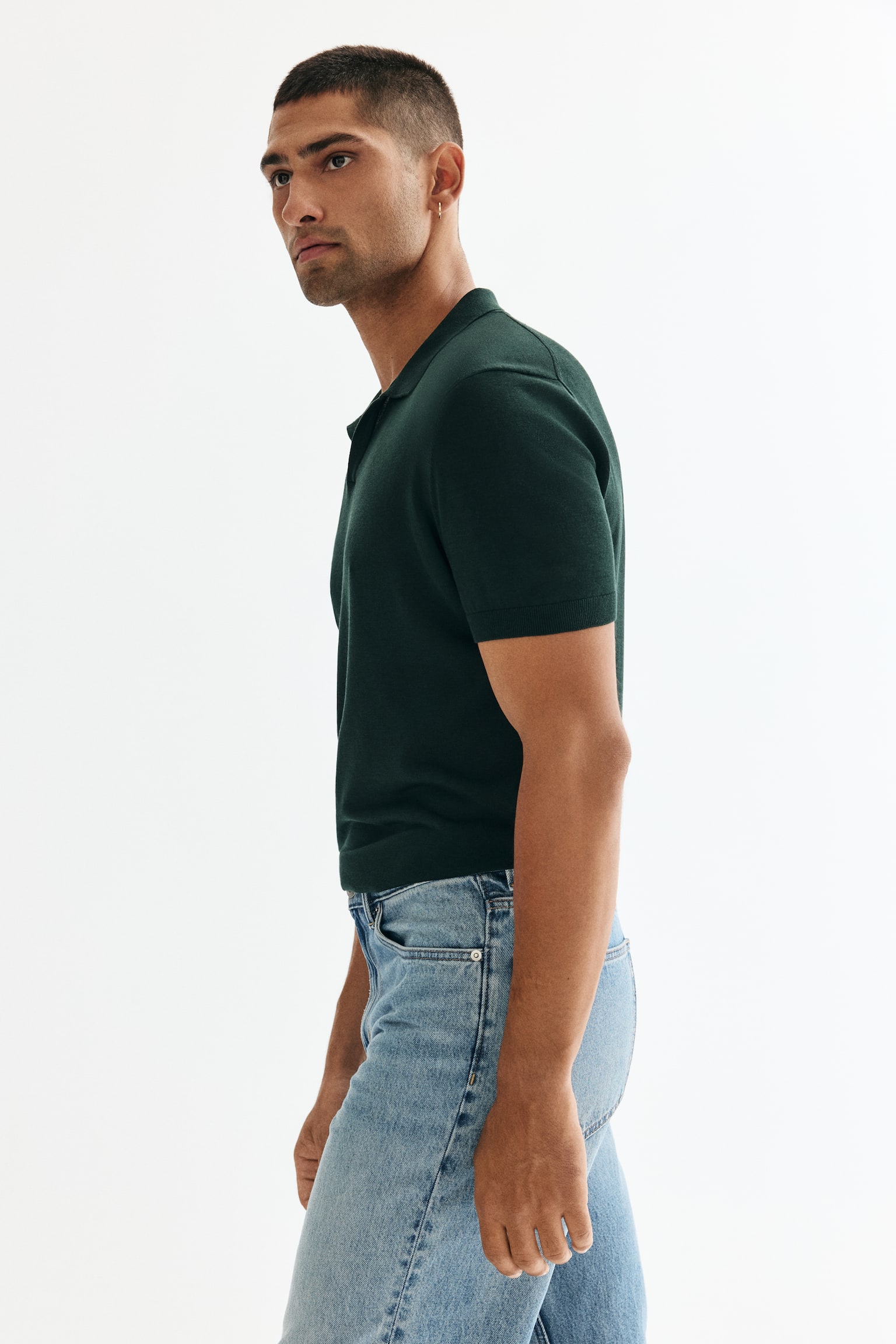 Playera polo Regular Fit con cuello en V - Verde/Beige/Dark brown - 4