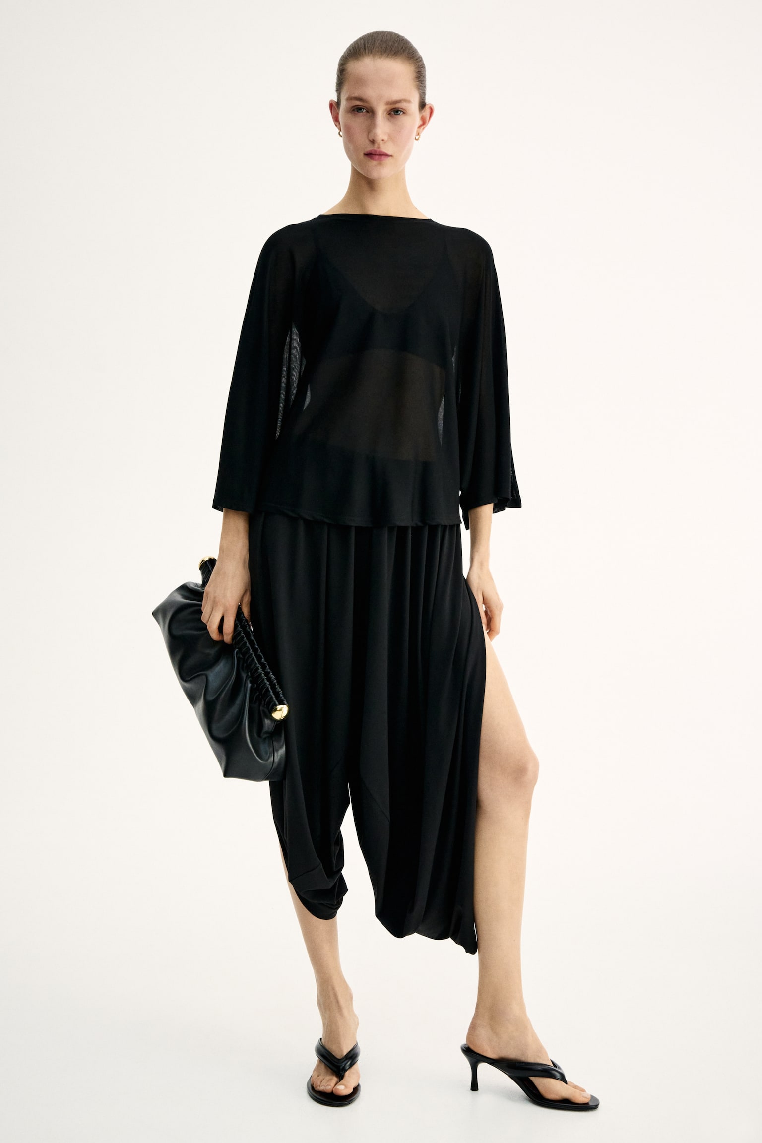 Batwing-sleeved jersey top - Black - 6