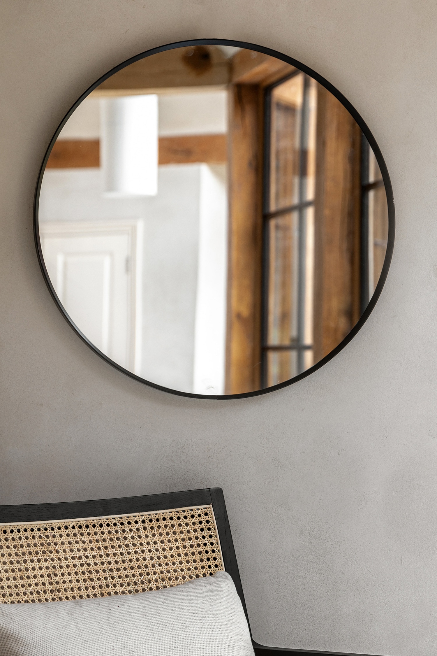 Thin Metal Frame Round Mirror 80cm - Black